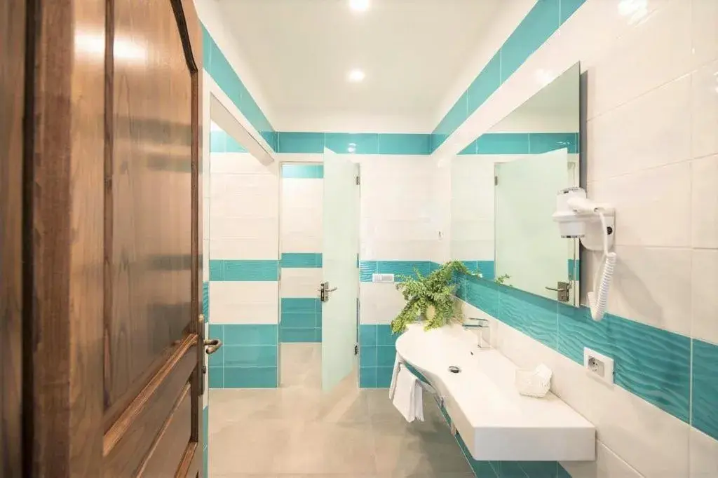 Bathroom in Hotel Terme Royal Palm