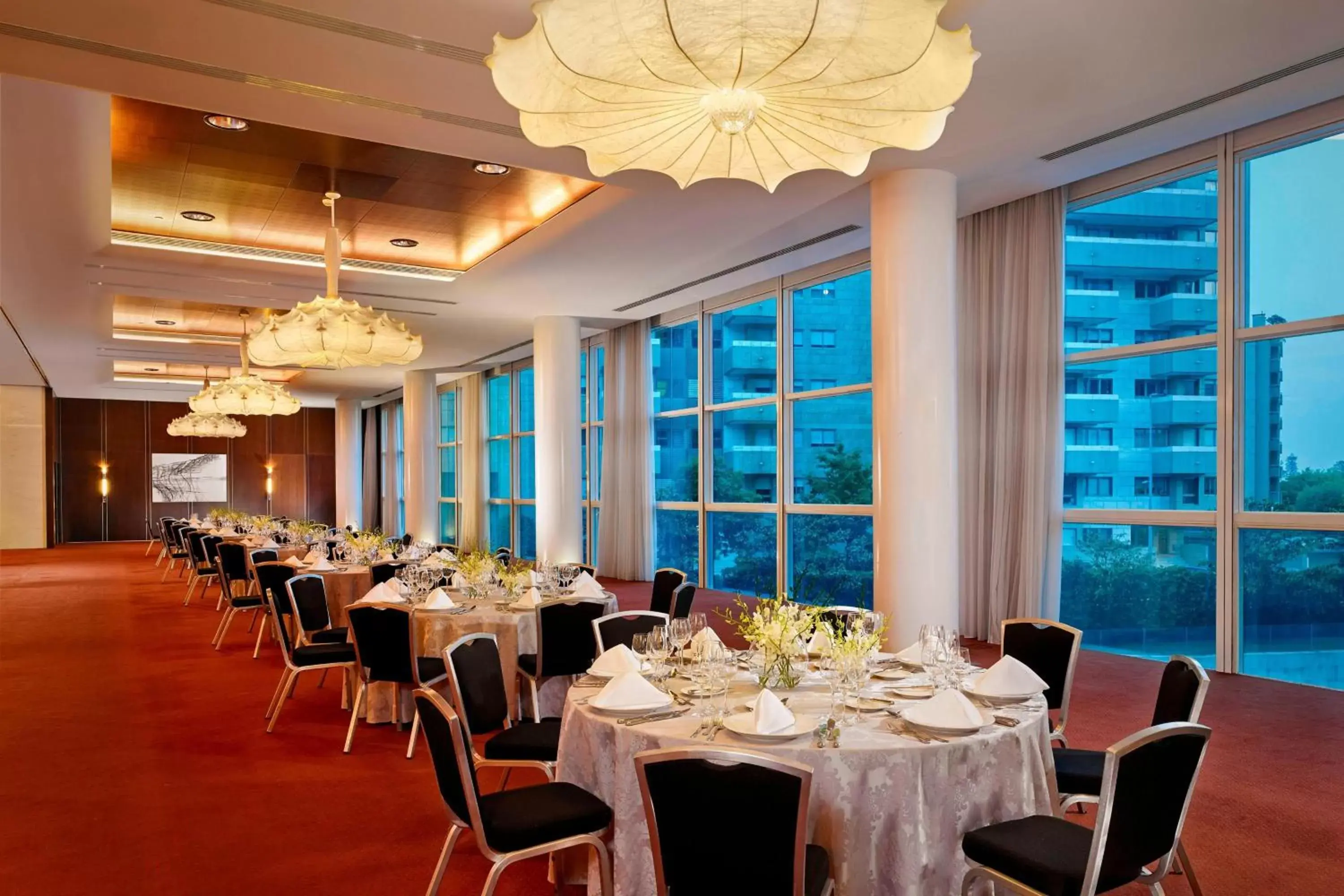 Meeting/conference room, Restaurant/Places to Eat in Sheraton Porto Hotel & Spa