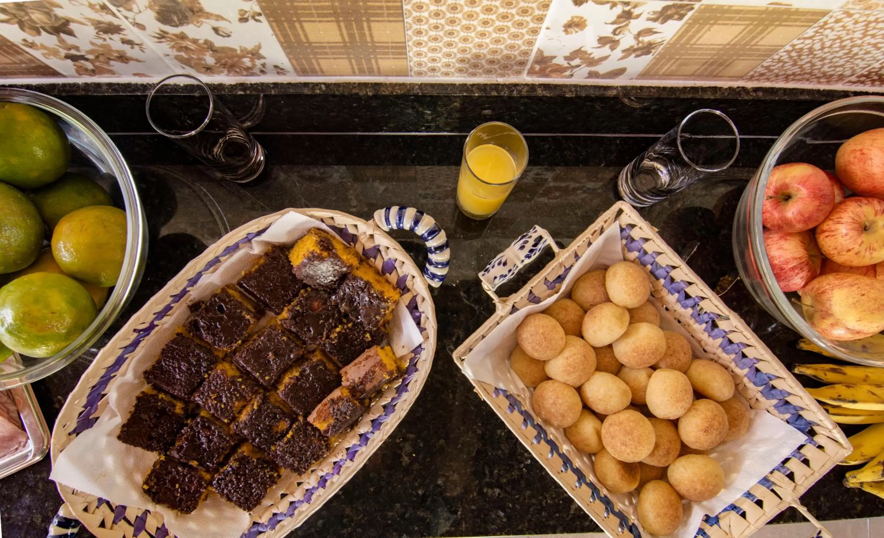 Buffet breakfast in Pousada Araxá