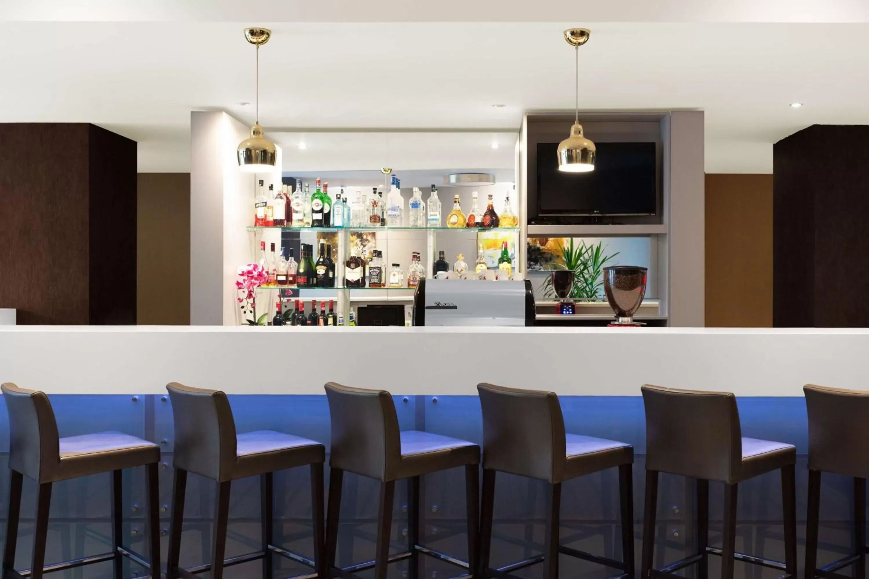 Lounge or bar, Lounge/Bar in Hampton by Hilton Cluj-Napoca
