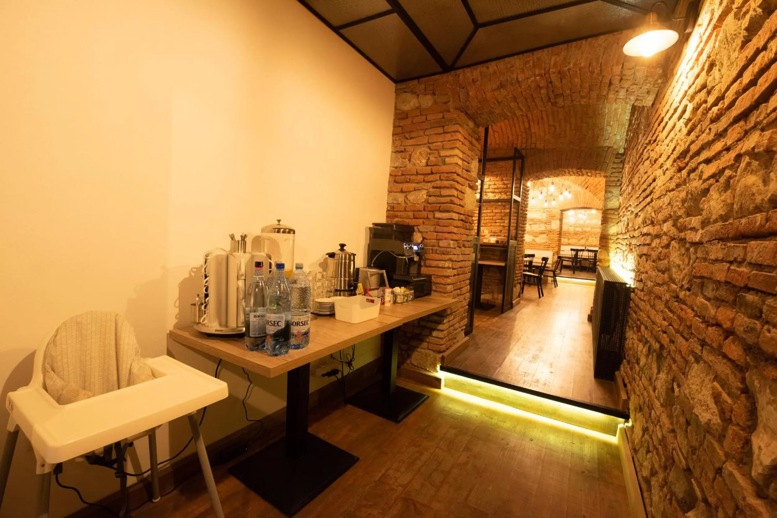 Breakfast in HOTEL BOUTIQUE CASA CHITIC -HOTEL AND RESTAURANT Str Johann Gott nr7