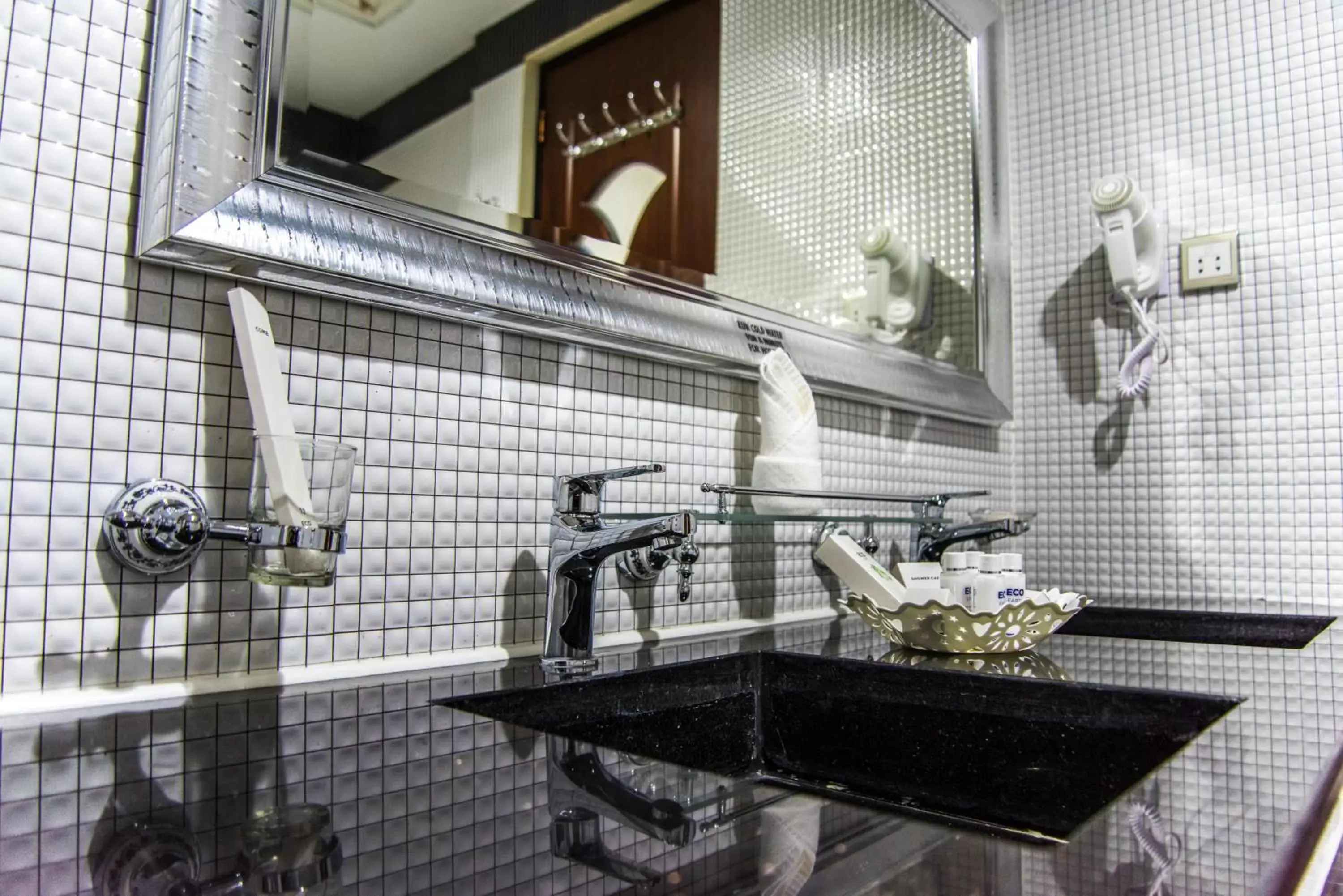 Bathroom in Madinat Al Bahr Business & Spa Hotel