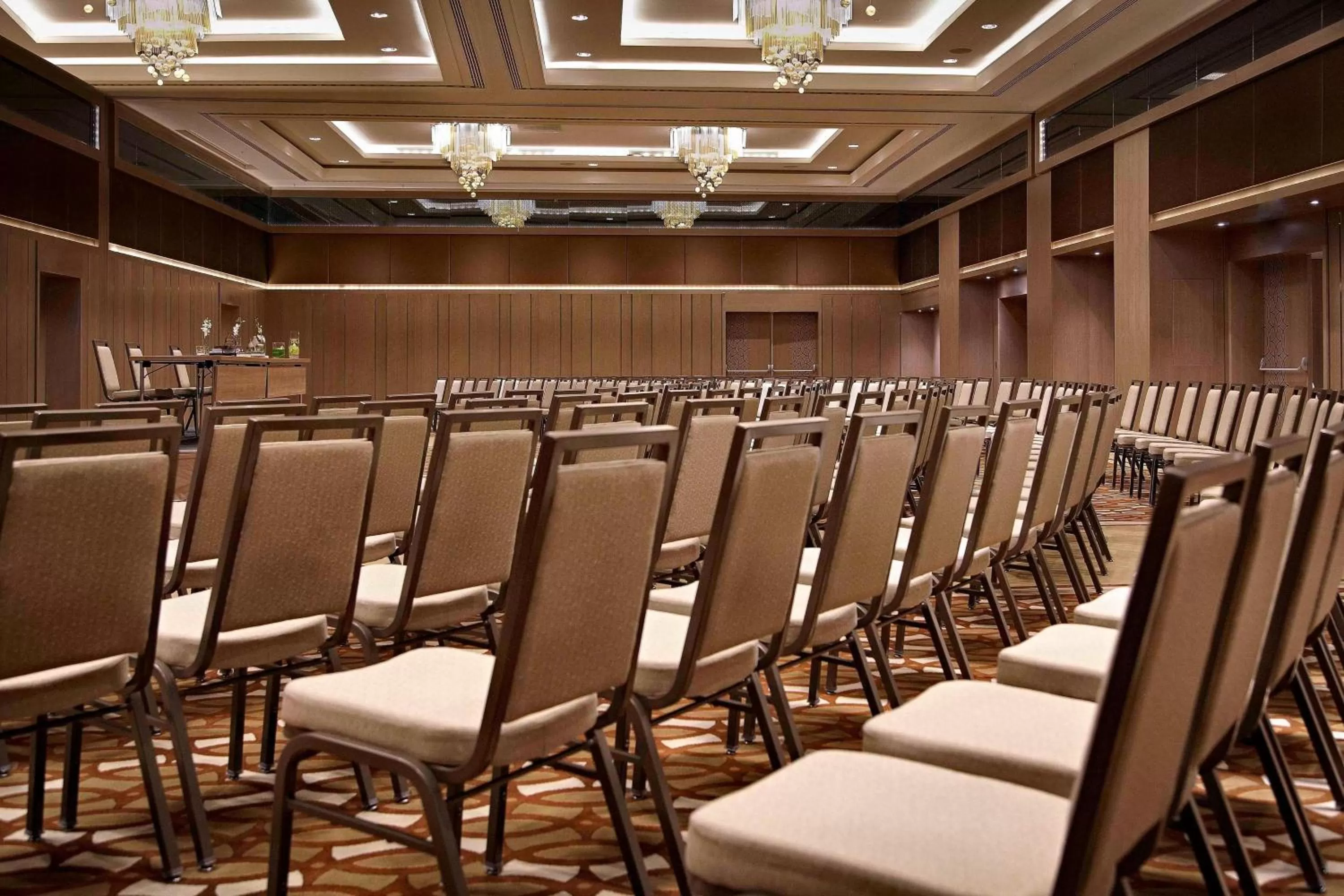 Meeting/conference room in Renaissance Istanbul Polat Bosphorus Hotel