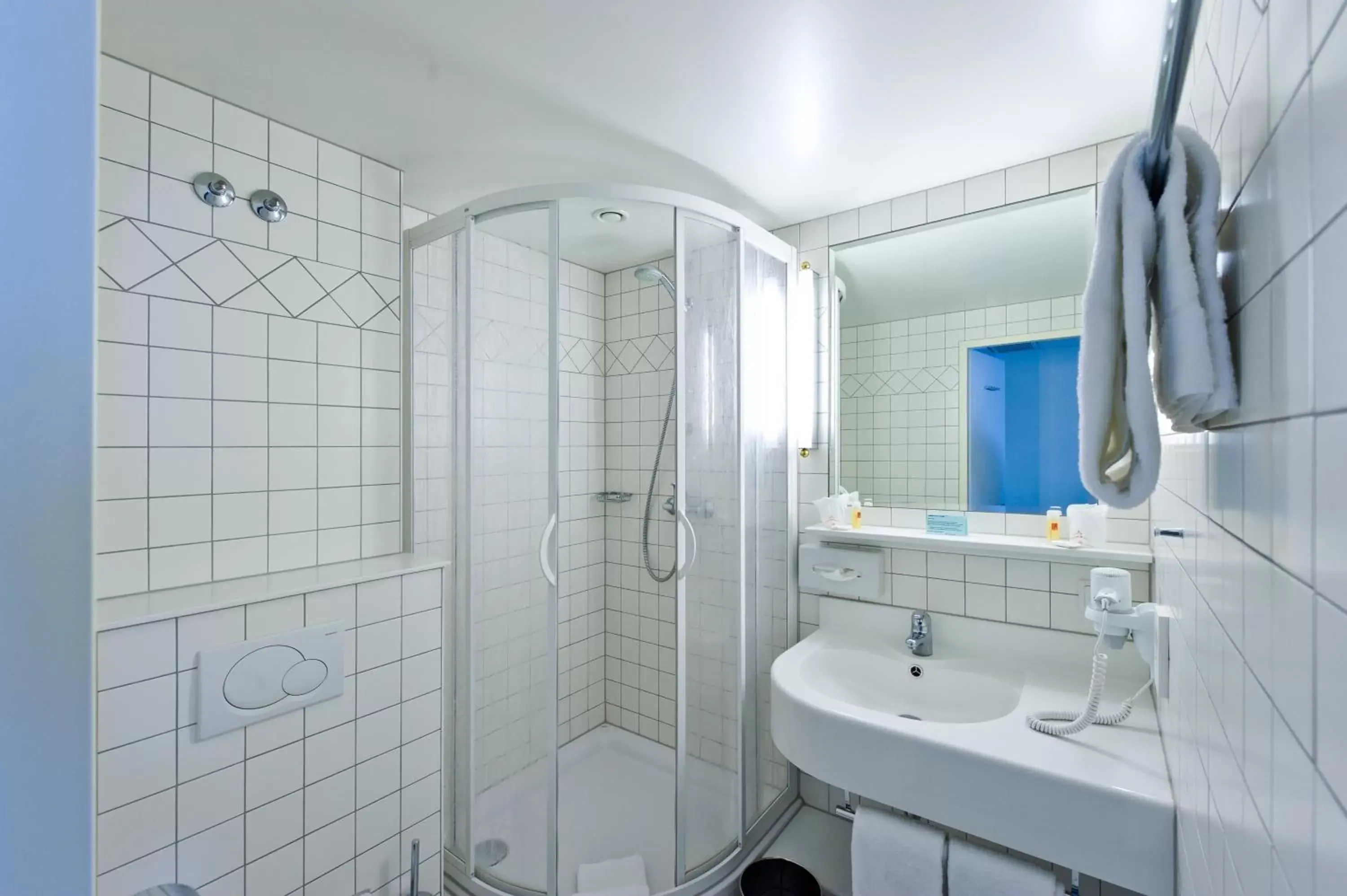 Bathroom in Graben Hotel