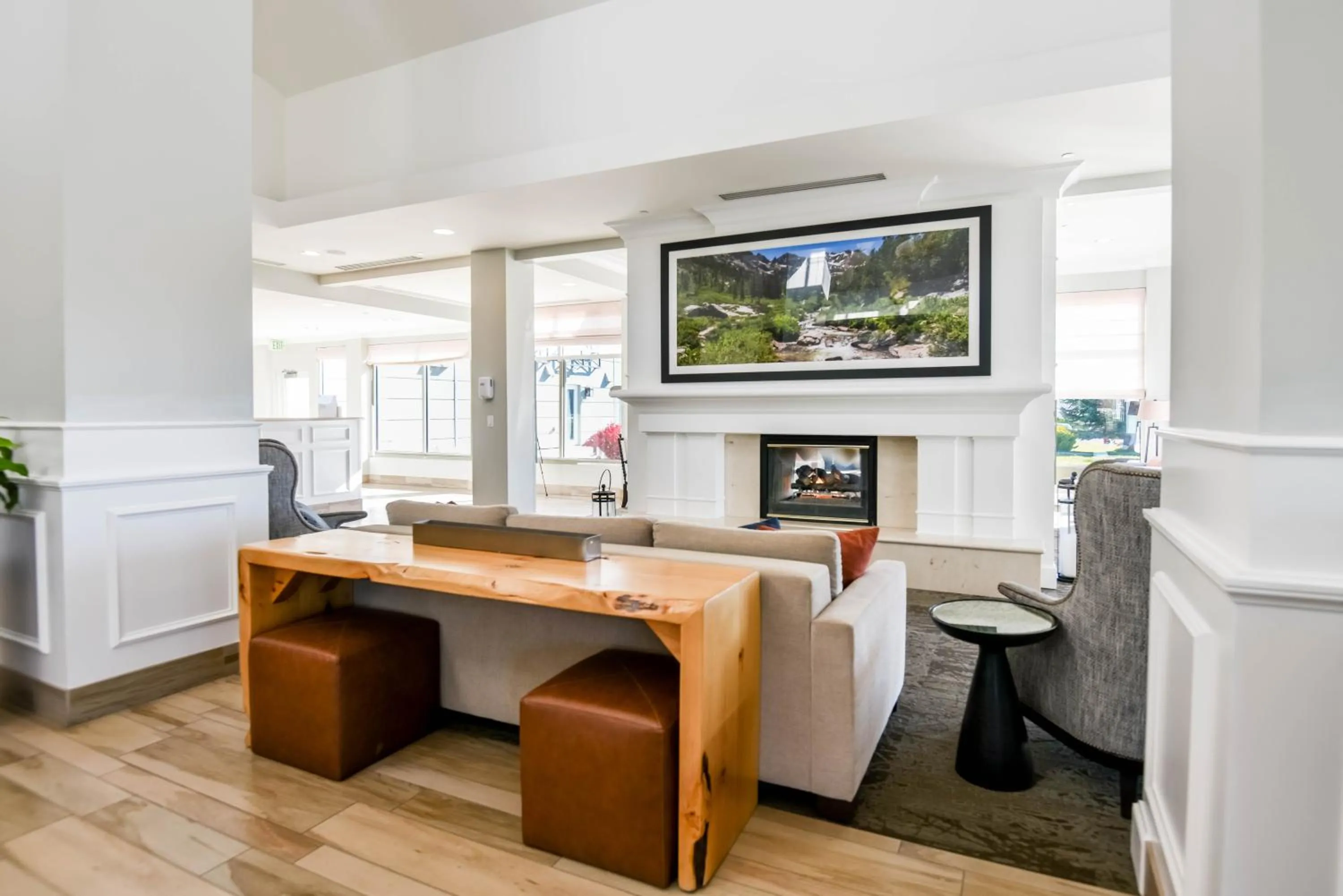 Lobby or reception in Shutters Hotel