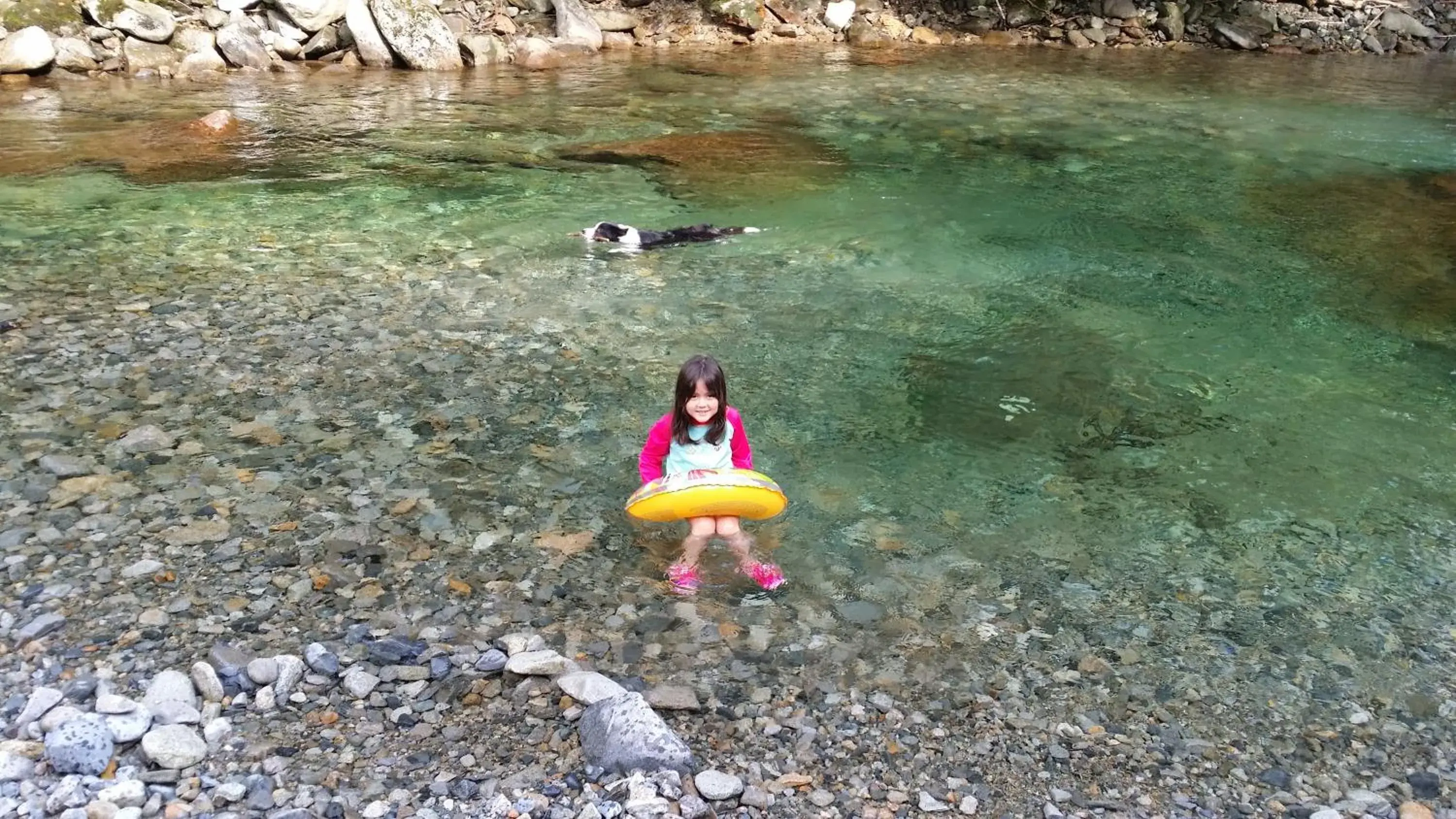 Day, Guests in Tenjin Lodge