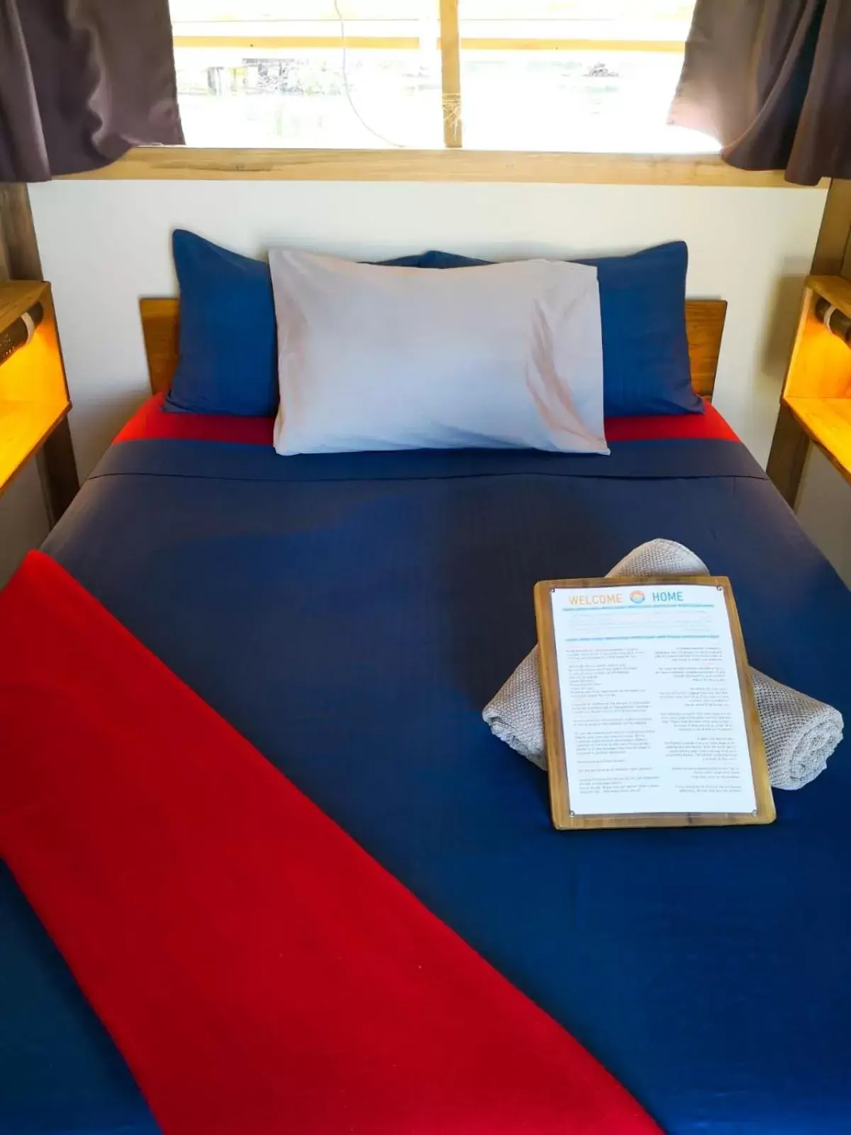 Double Room with Shared Bathroom in Barrbra BnB Over The Sea Double Room with Shared Bathroom in Barrbra BnB Over The Sea