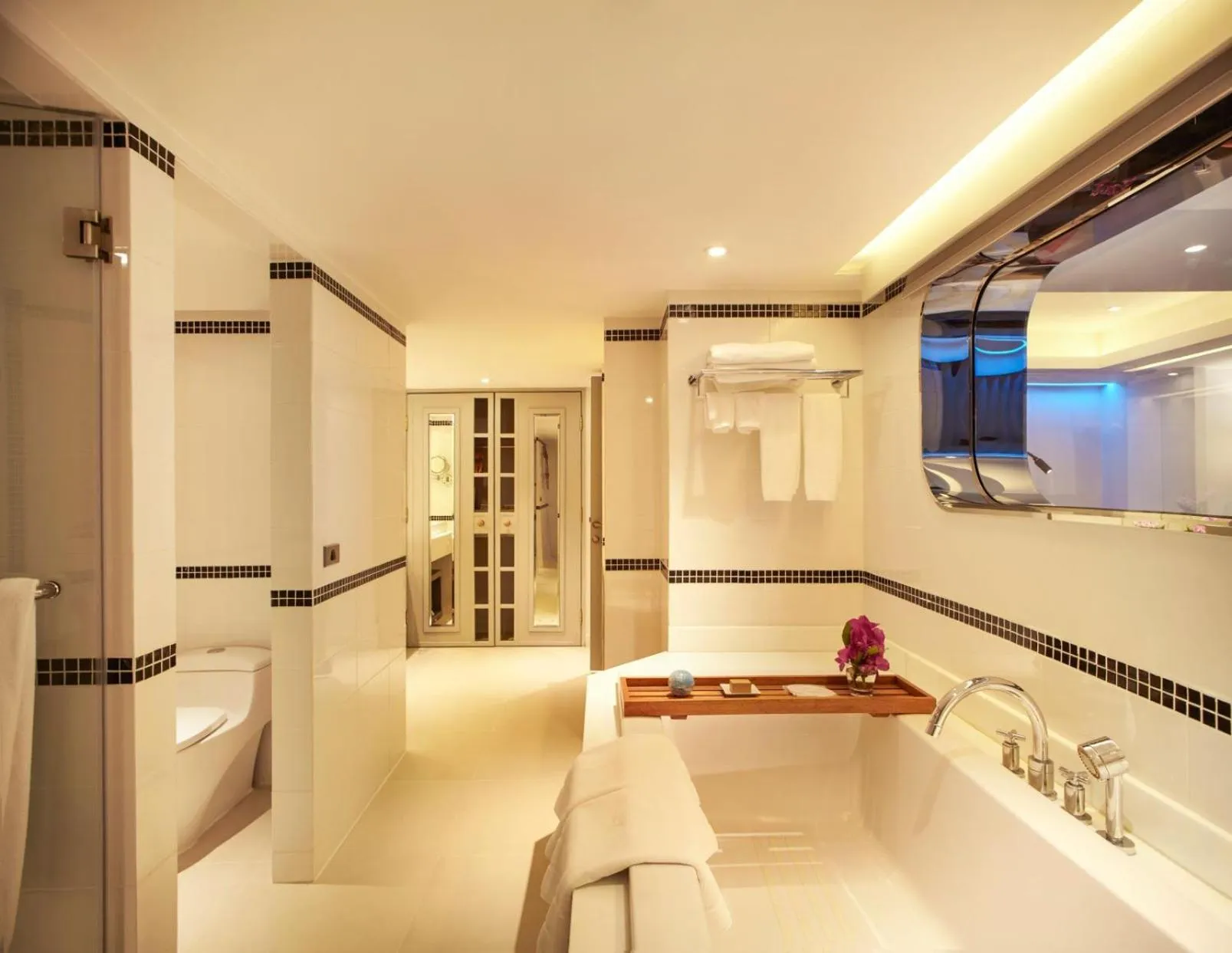 The Boathouse Phuket-SHA Plus