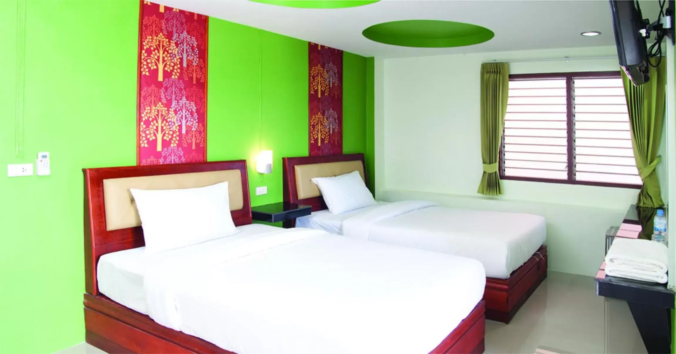 Day, Bed in Krabi Orchid Hometel