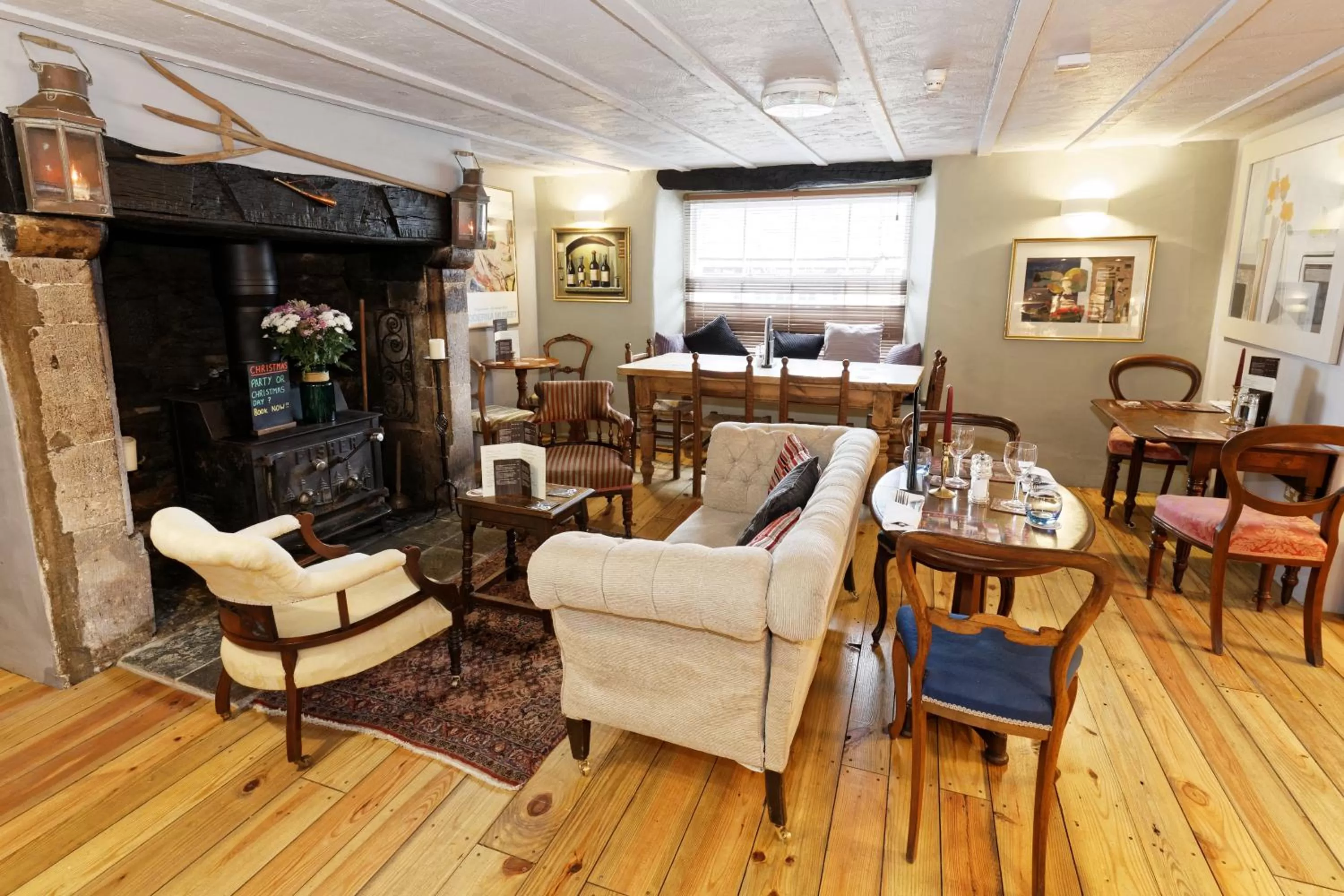 Seating area in Rams Head Inn