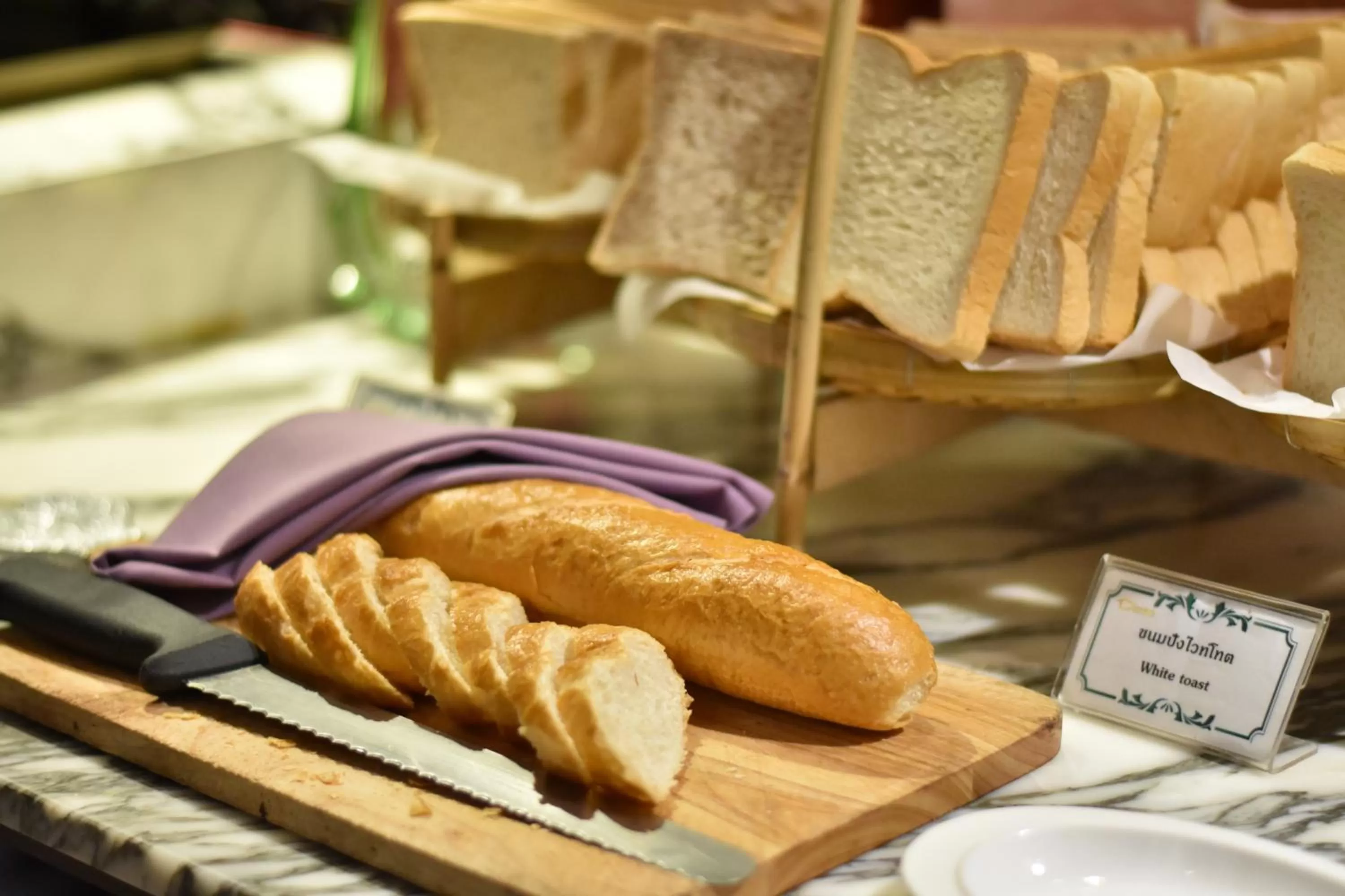 Food in Al Meroz Hotel Bangkok - The Leading Halal Hotel