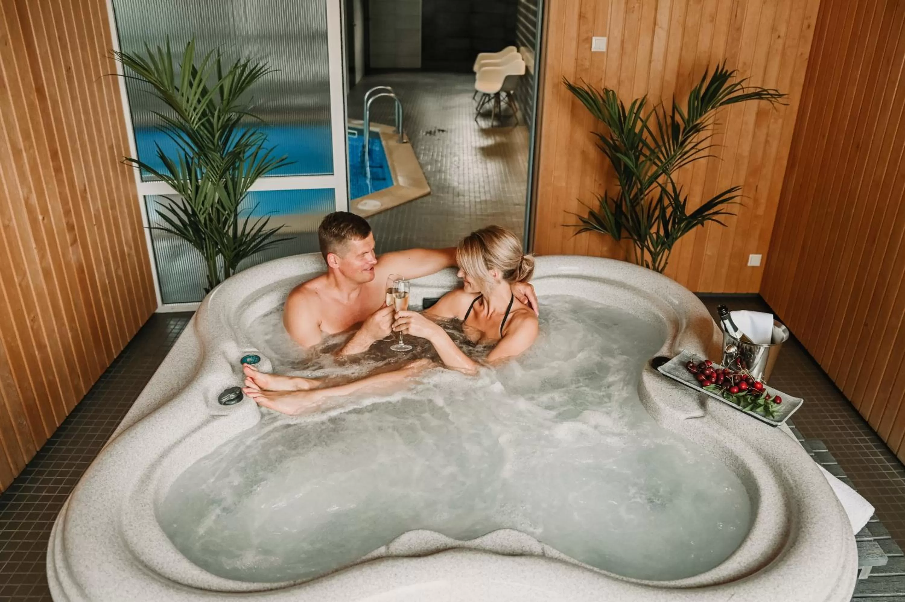 Swimming pool in Hotel Sigulda