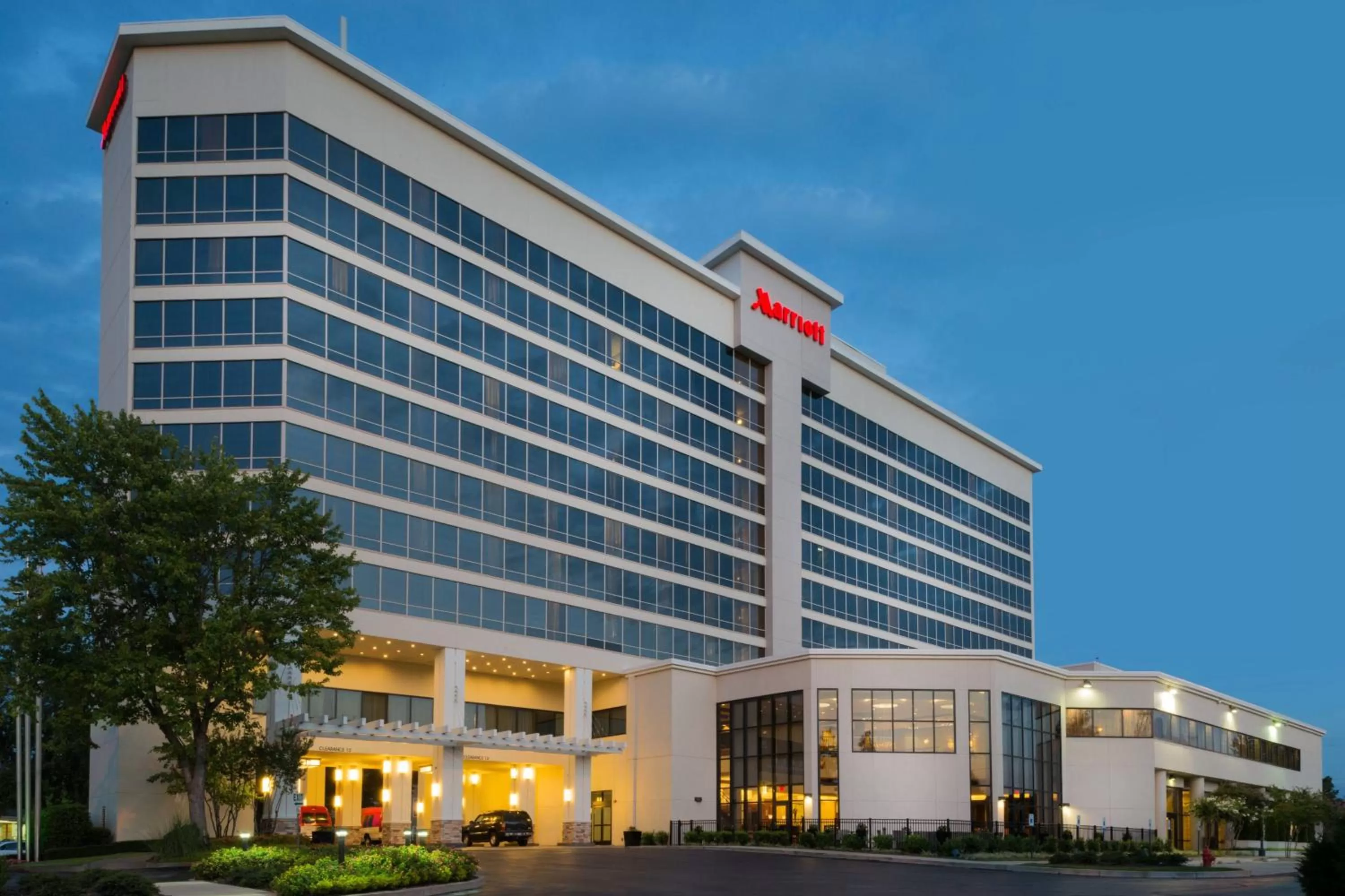 Property building in Marriott Memphis East