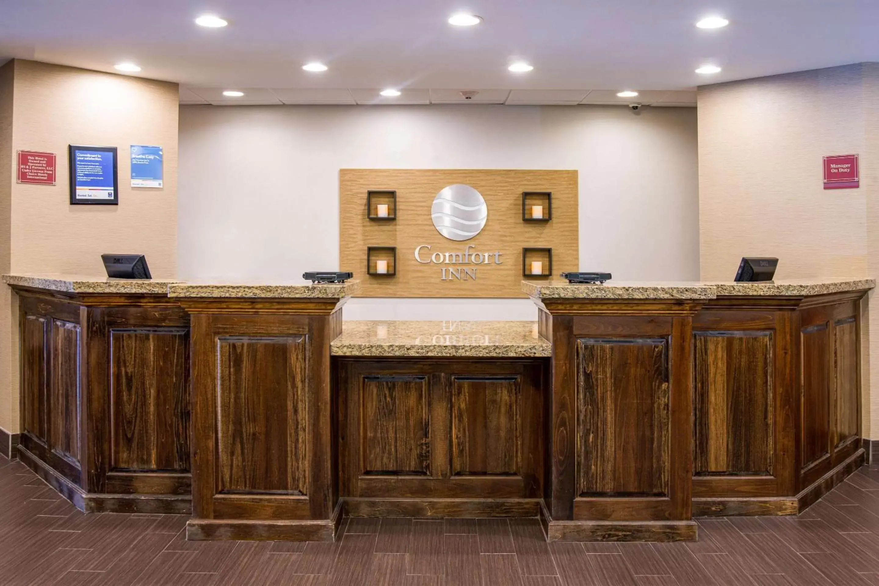 Lobby or reception, Lobby/Reception in Comfort Inn Naugatuck-Shelton, CT