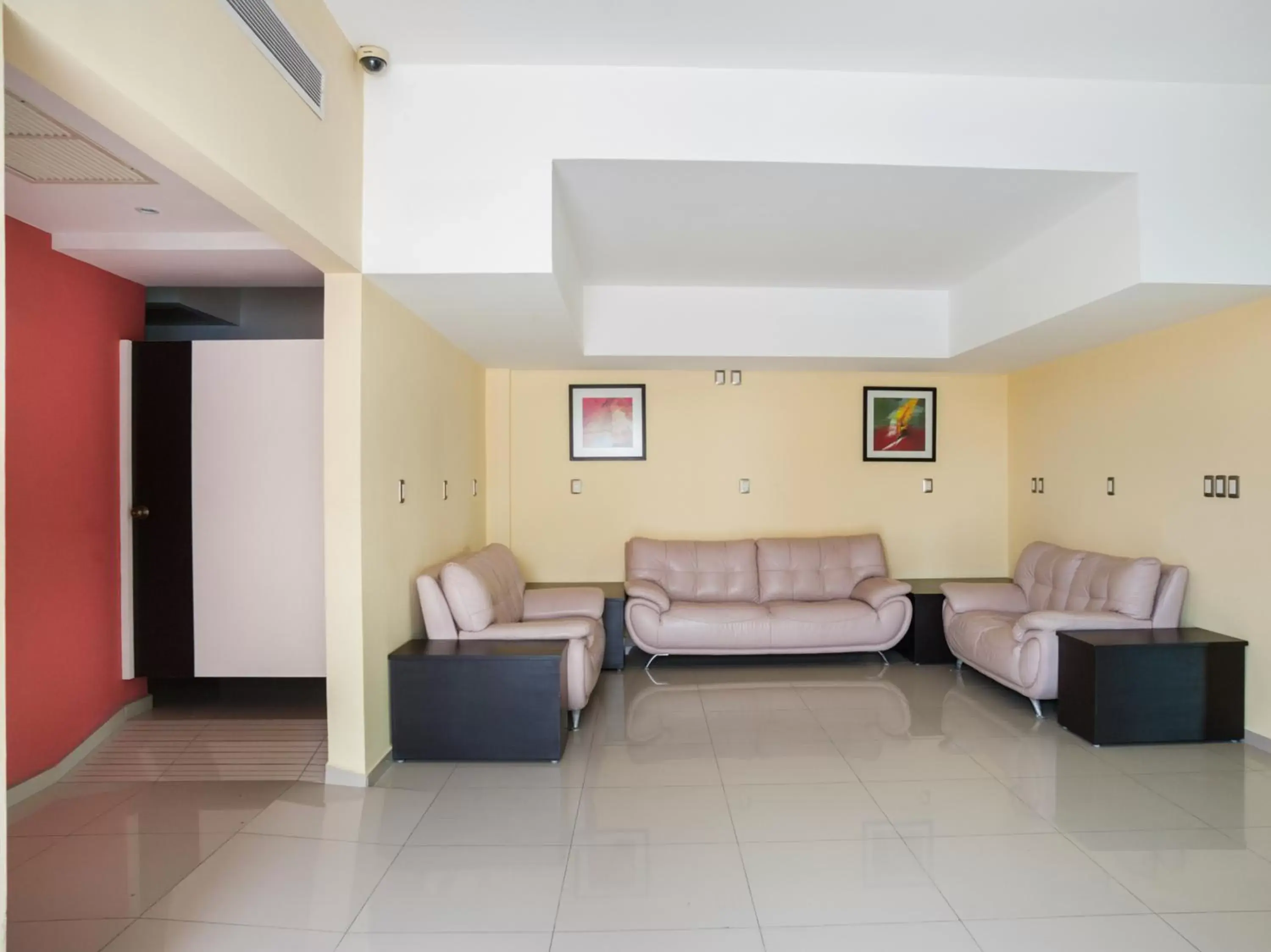 Living room, Seating Area in Veracruz Suites Hotel