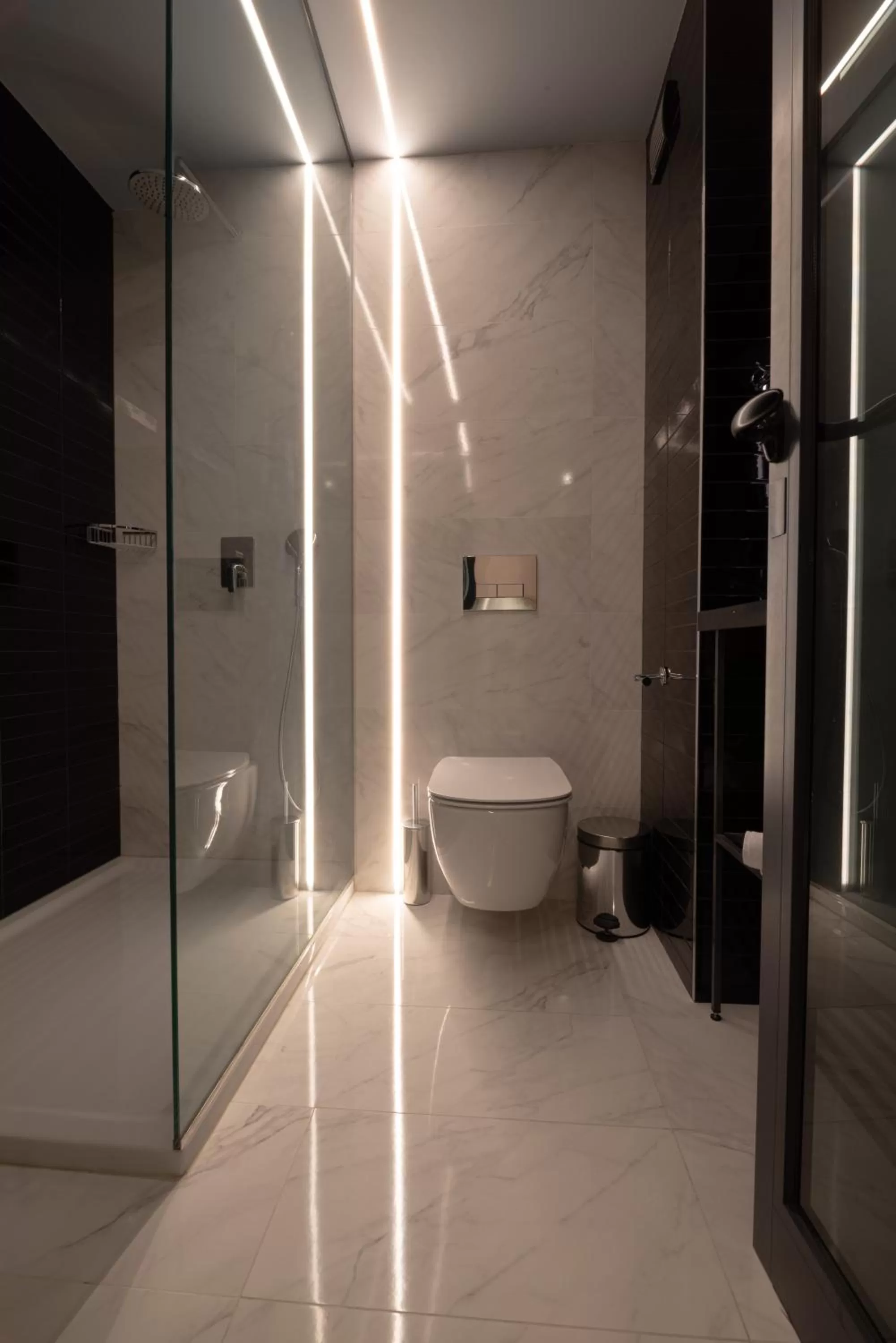 Shower in Vitosha Park Hotel - Free Indoor Pool & Parking