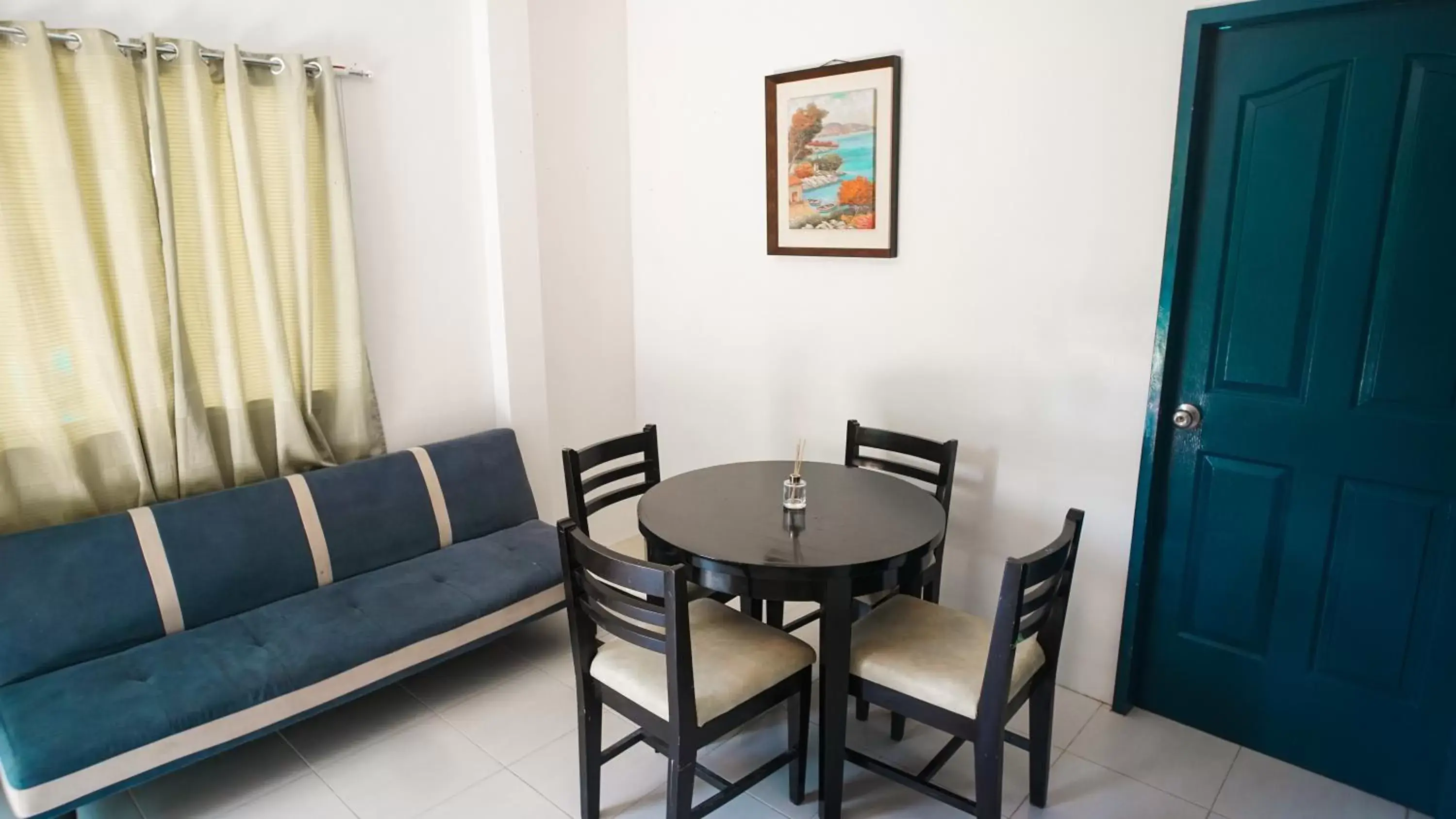 Dining Area in Coron Underwater Garden Resort