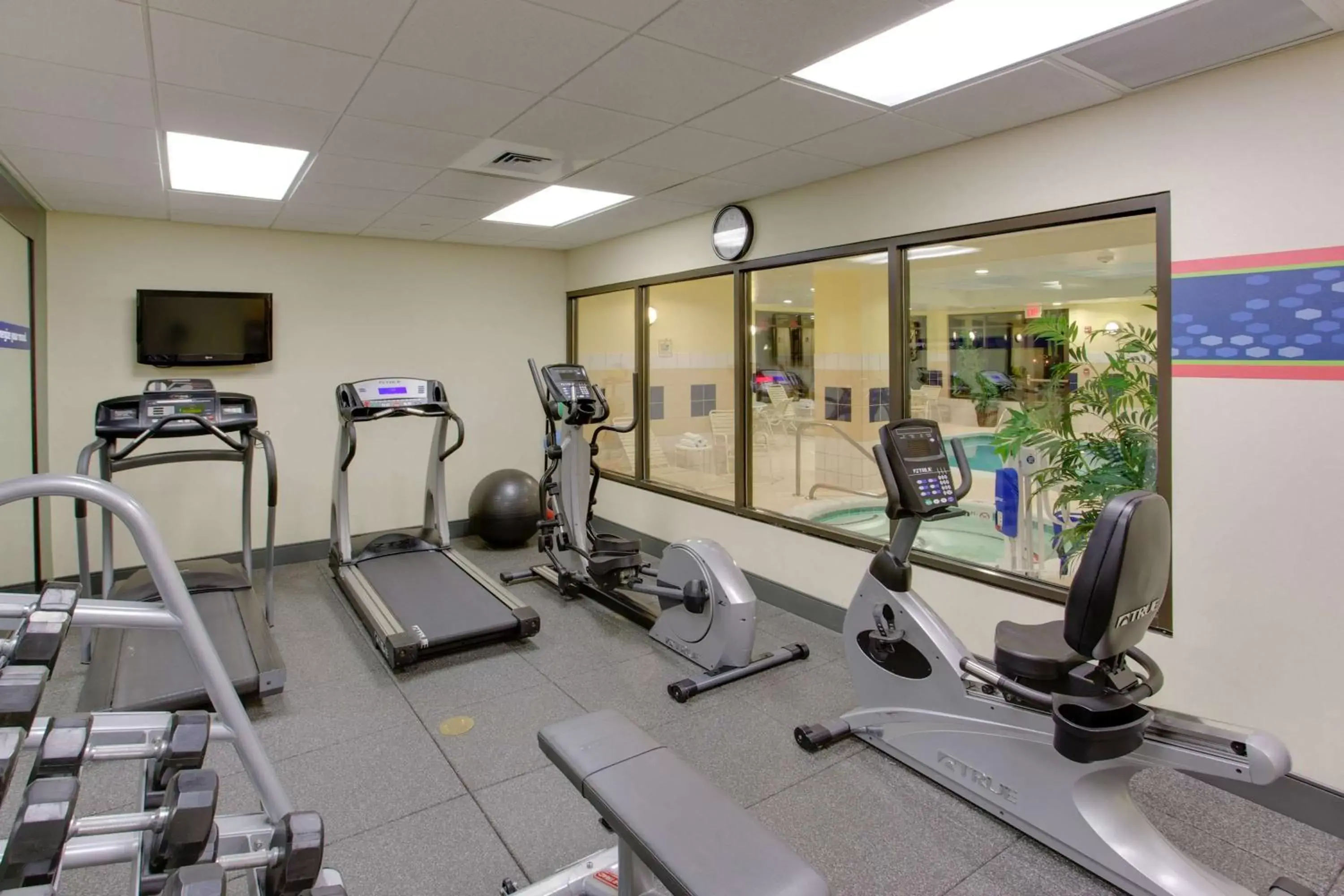 Fitness centre/facilities, Fitness Center/Facilities in Hampton Inn and Suites Fredericksburg South