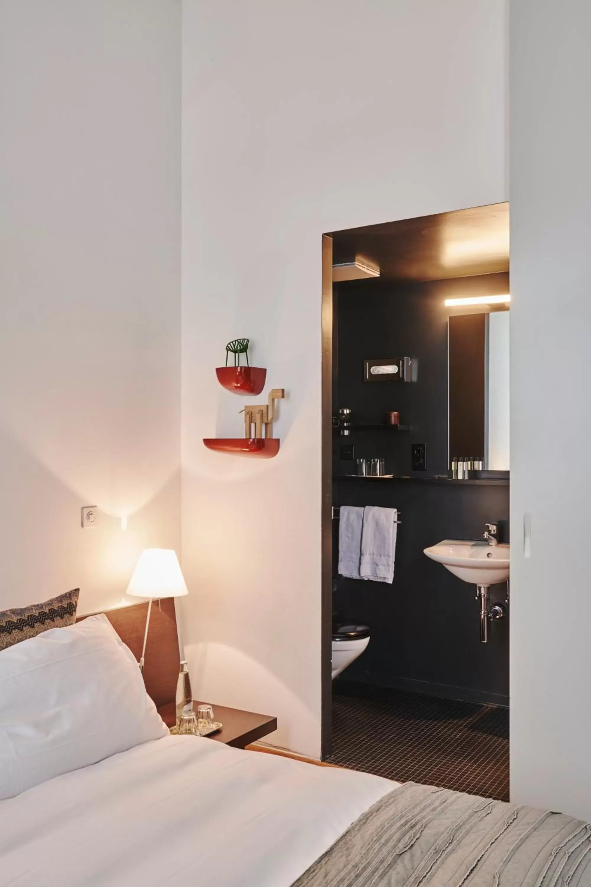 Bathroom, Bed in Design Hotel Plattenhof