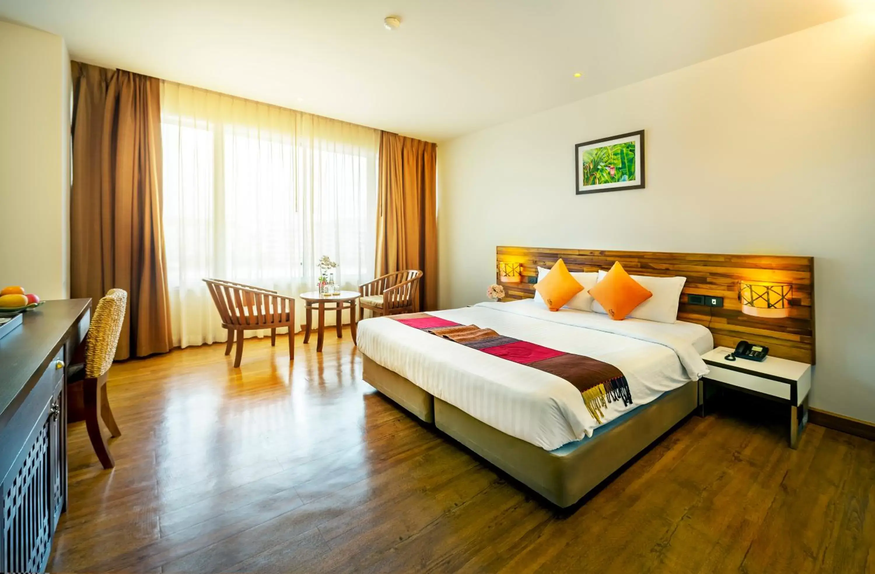 Bed in Buri Sriphu Hotel & Convention Centre