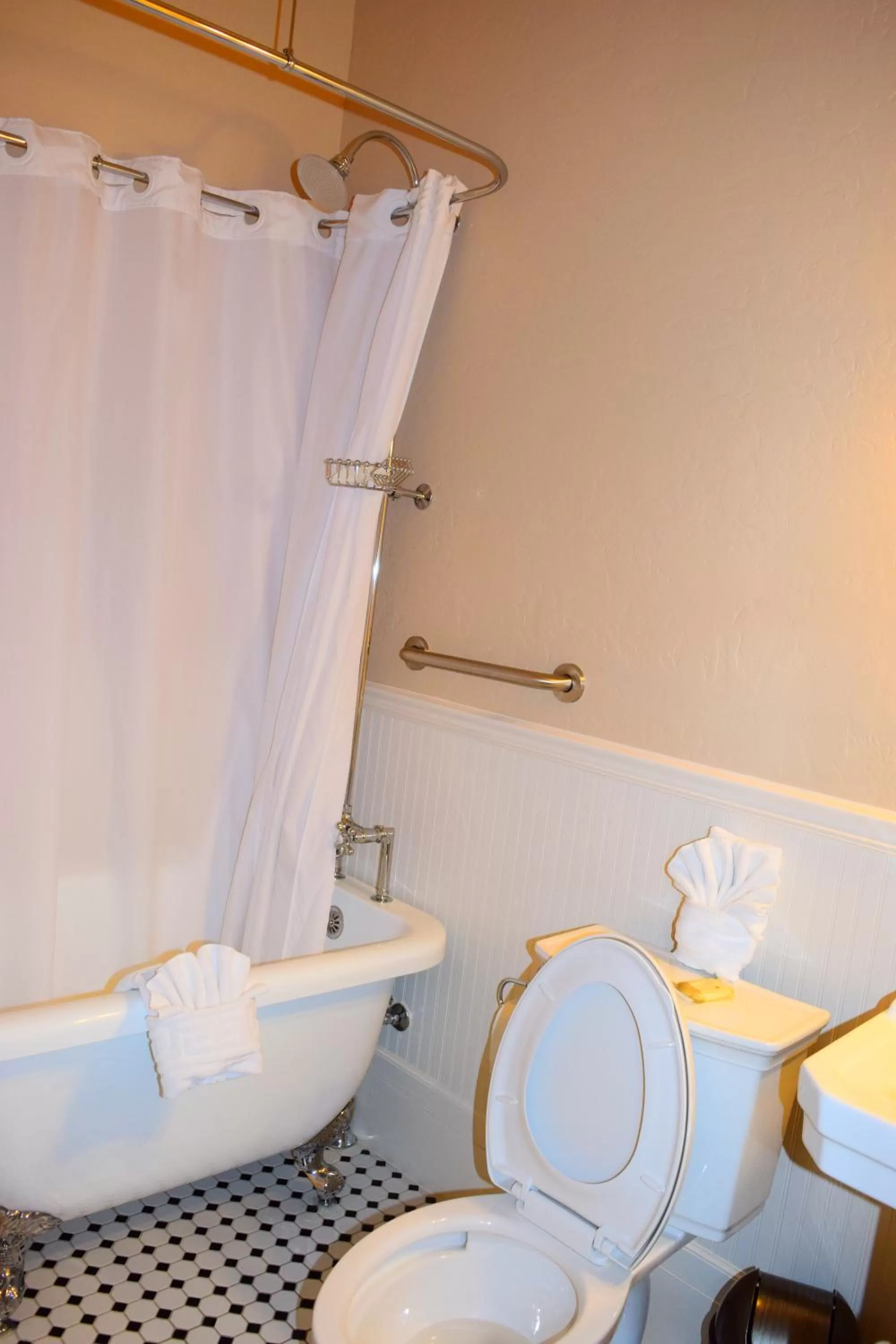 Grand Imperial Hotel