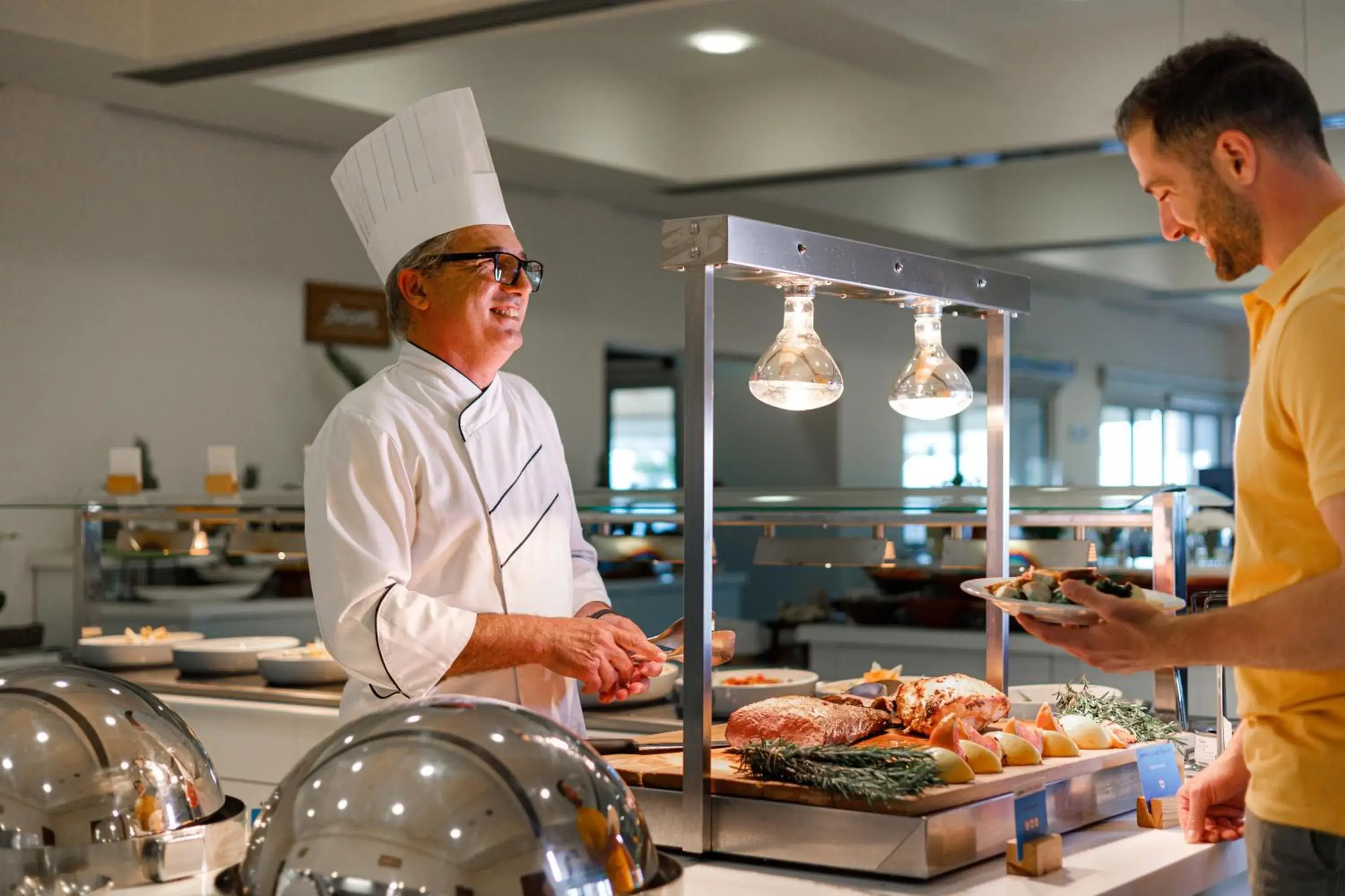 Restaurant/places to eat in Louis Althea Beach Restaurant/places to eat in Louis Althea Beach