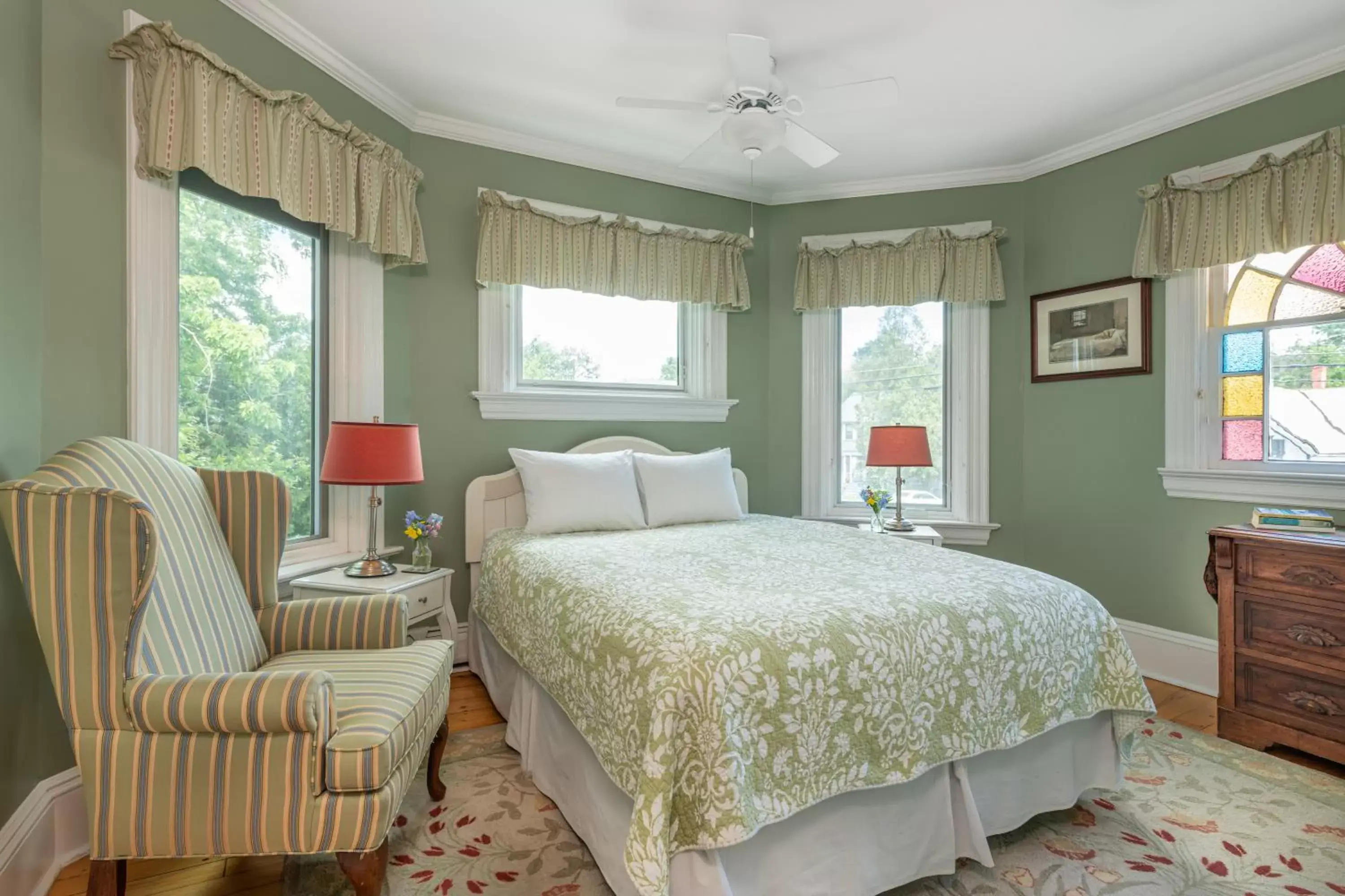 Photo of the whole room, Bed in Sinclair Inn Bed & Breakfast