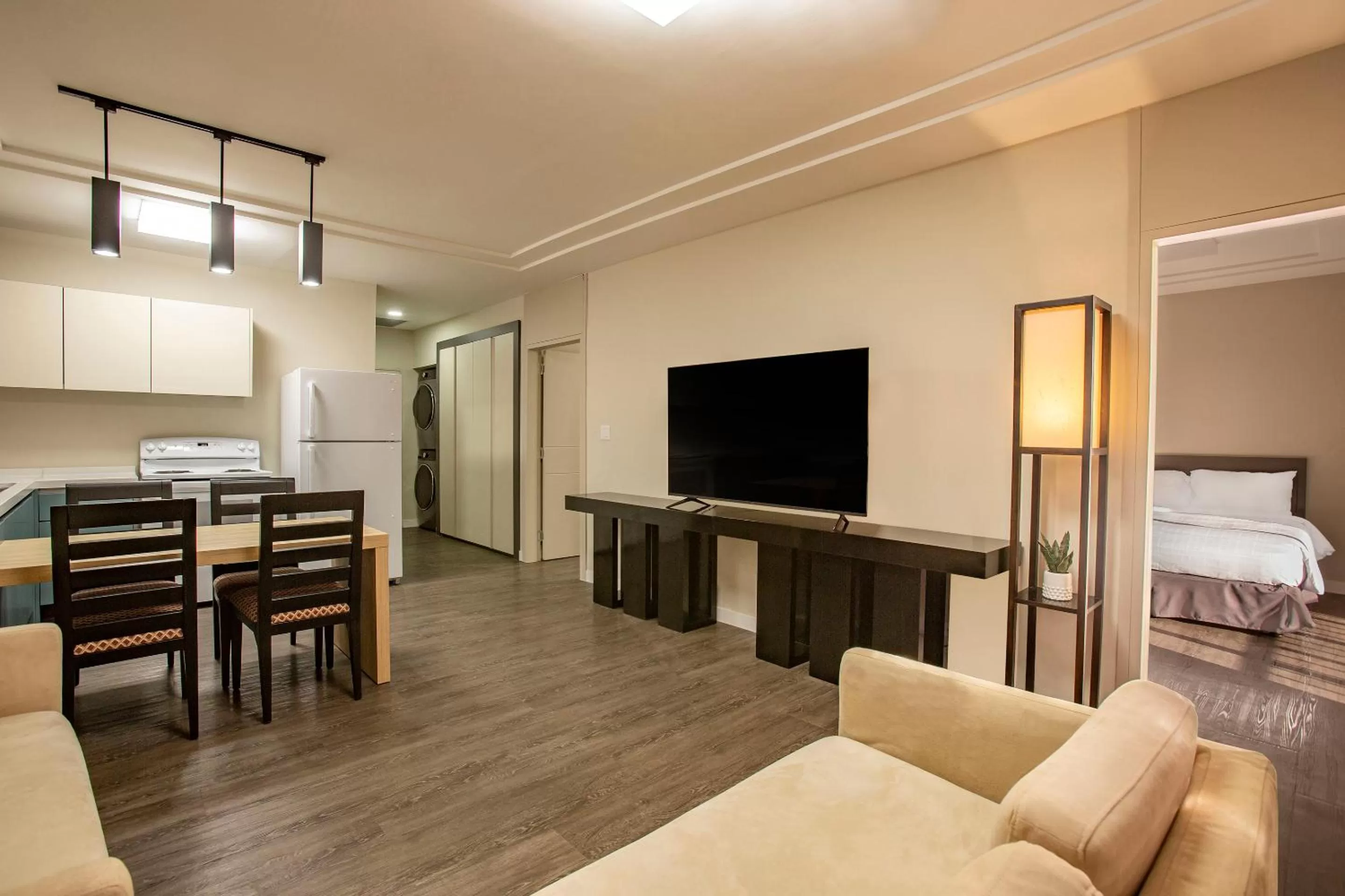 TV and multimedia, Bed in The Bayview Hotel Guam