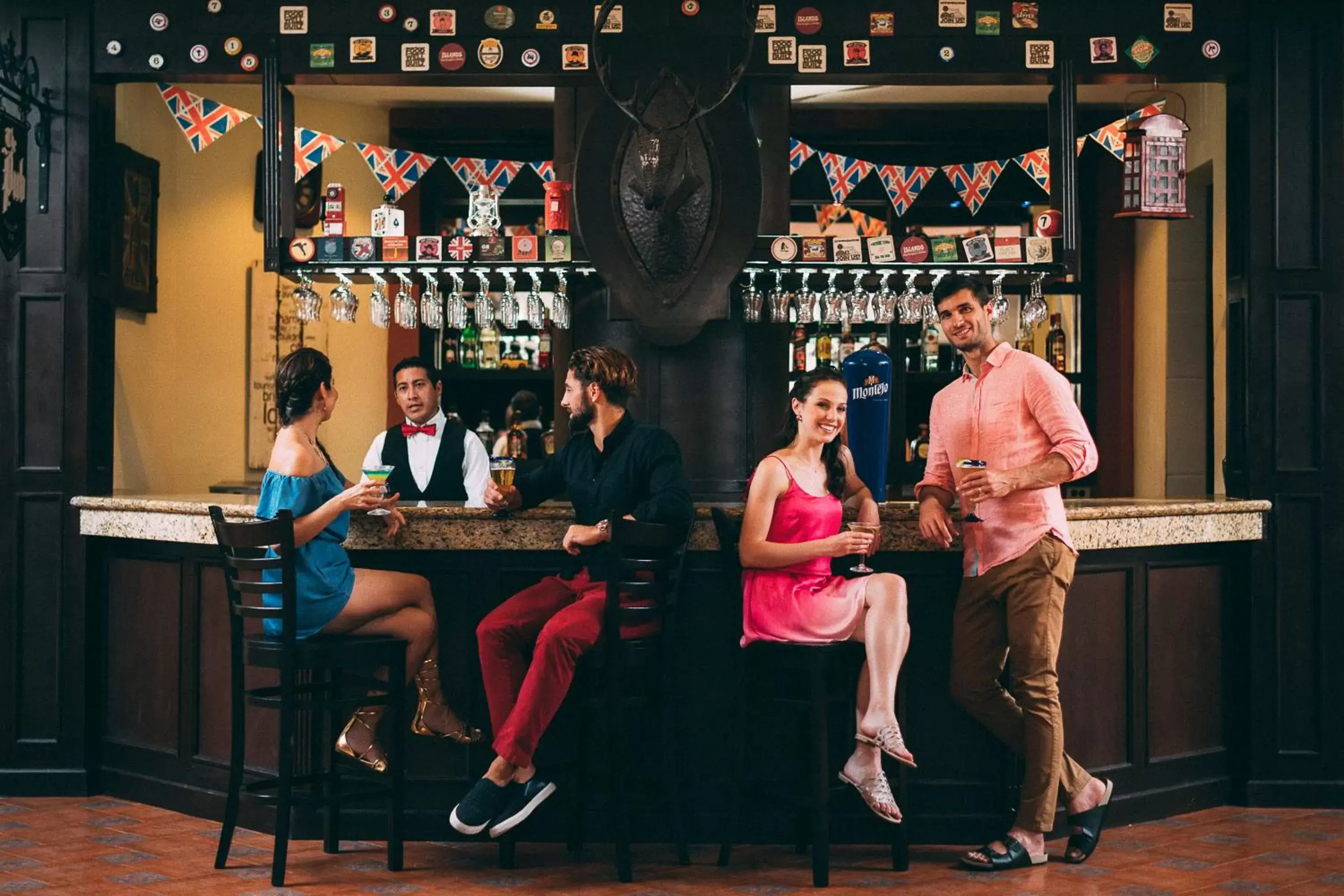 Lounge or bar in Occidental at Xcaret Destination - All Inclusive Lounge or bar in Occidental at Xcaret Destination - All Inclusive