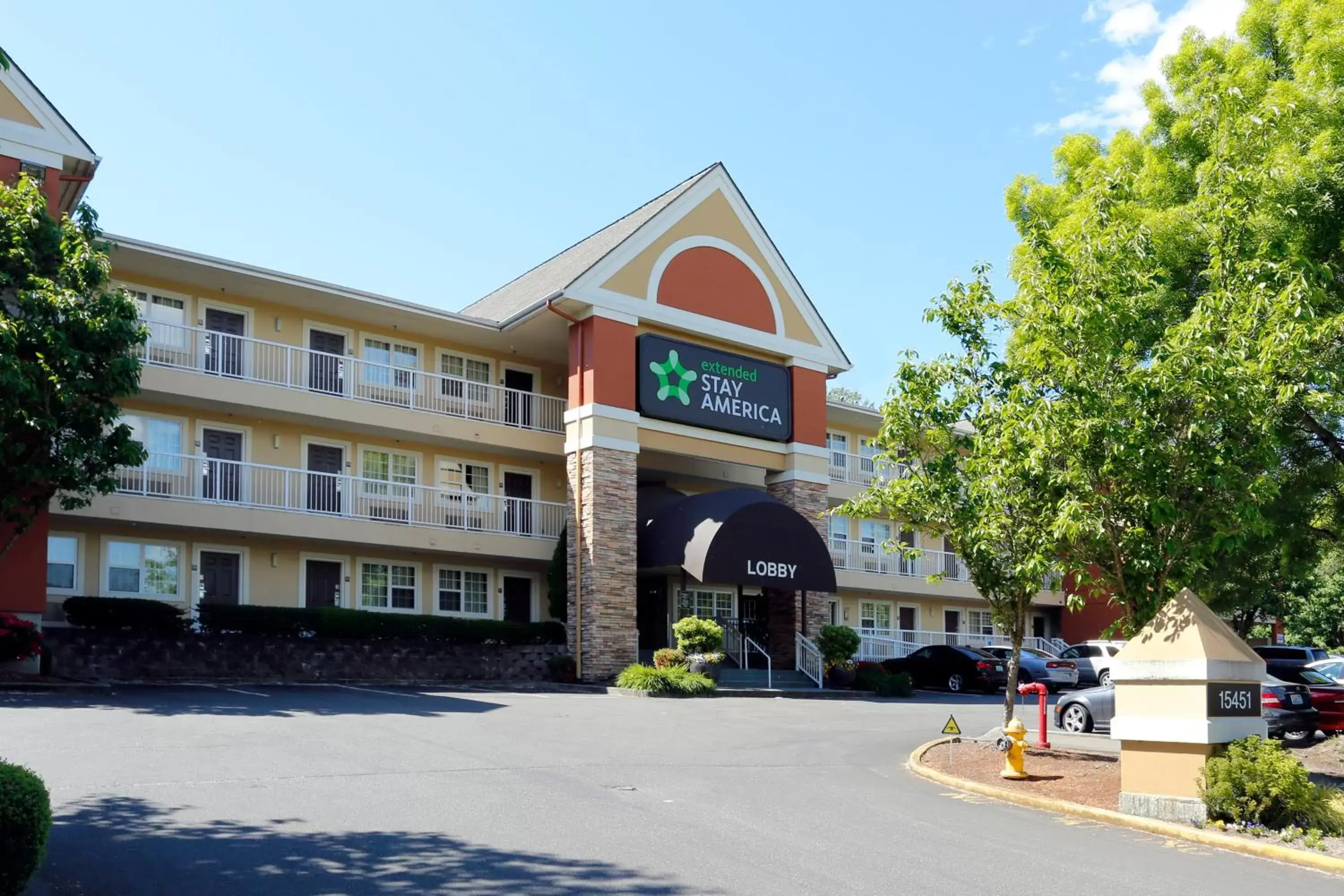 Property building in Extended Stay America Suites - Seattle - Tukwila Property building in Extended Stay America Suites - Seattle - Tukwila