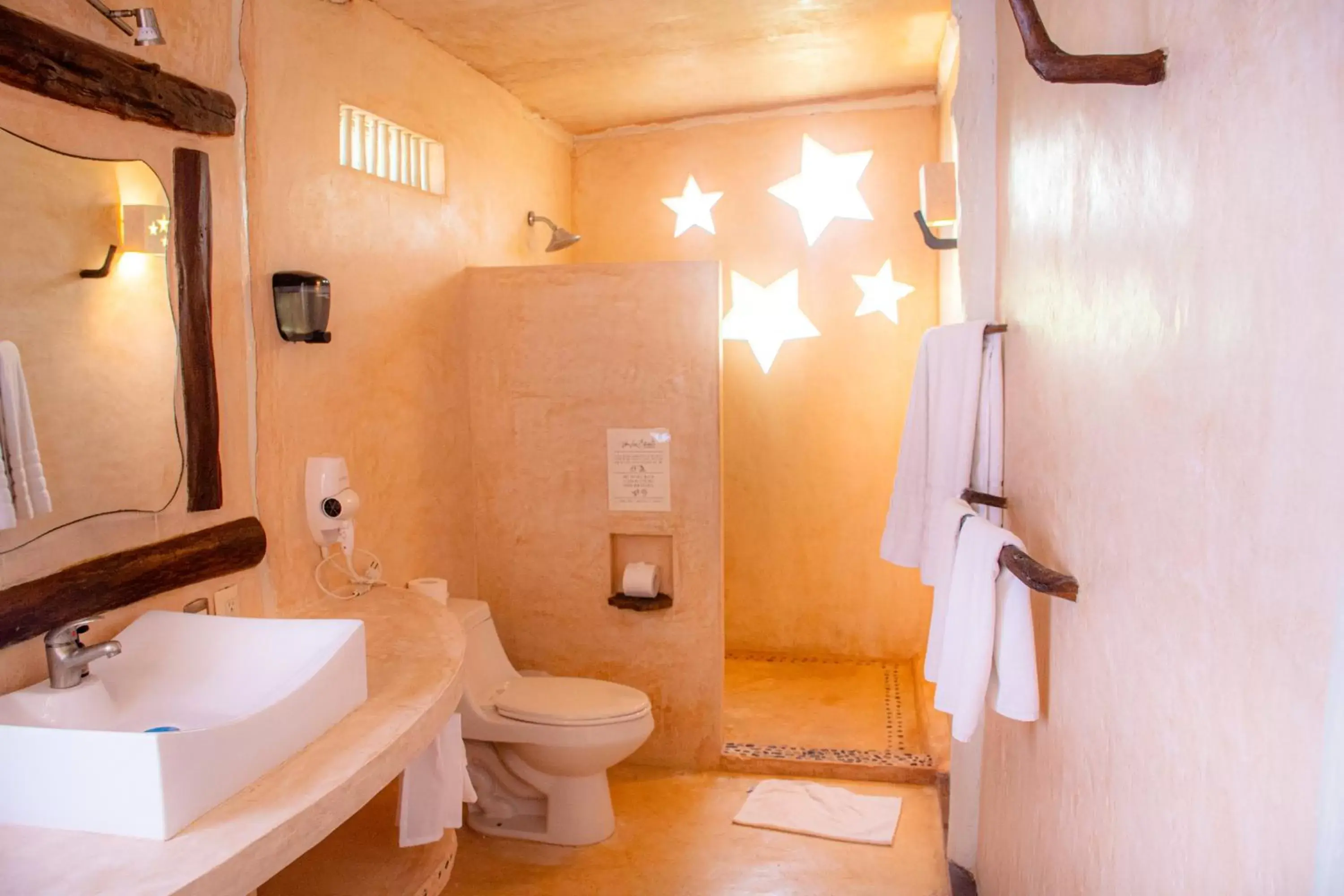 Bathroom in Villa Las Estrellas Tulum - located at the party zone