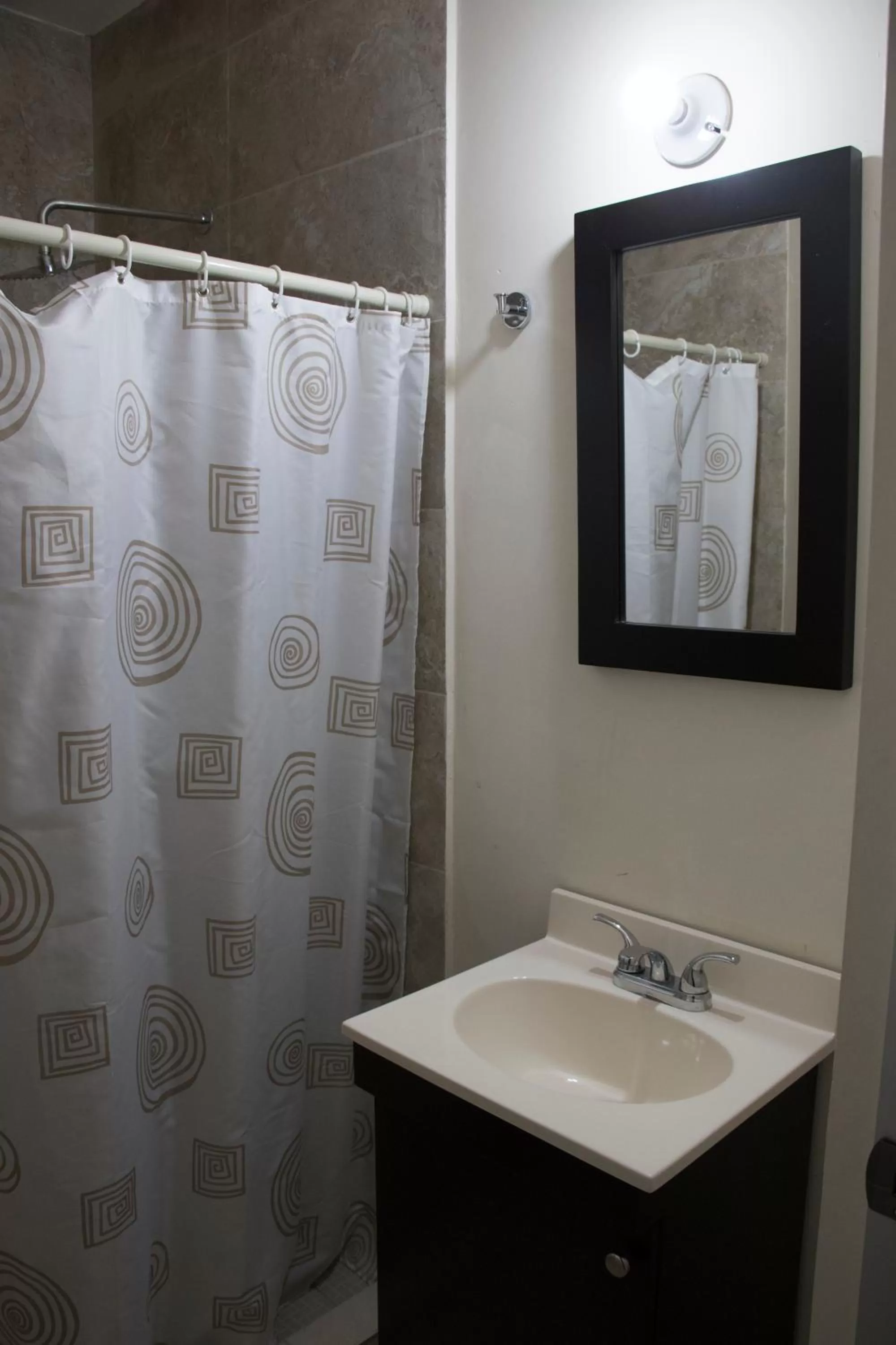 Bathroom in Hotel Nápoles