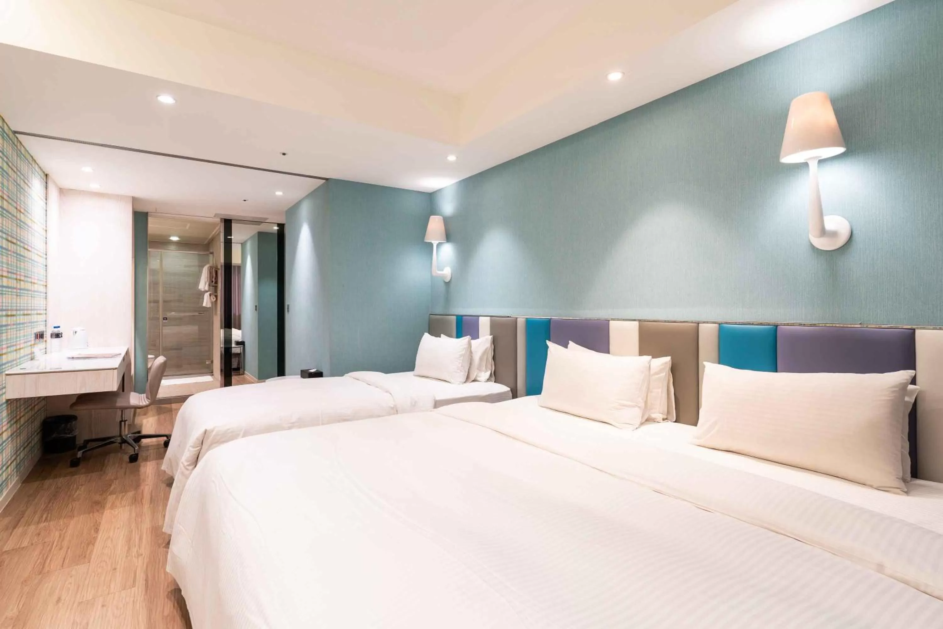 Bedroom, Bed in The Cloud Hotel