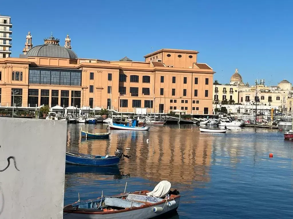 Nearby landmark in Al Guiscardo 8