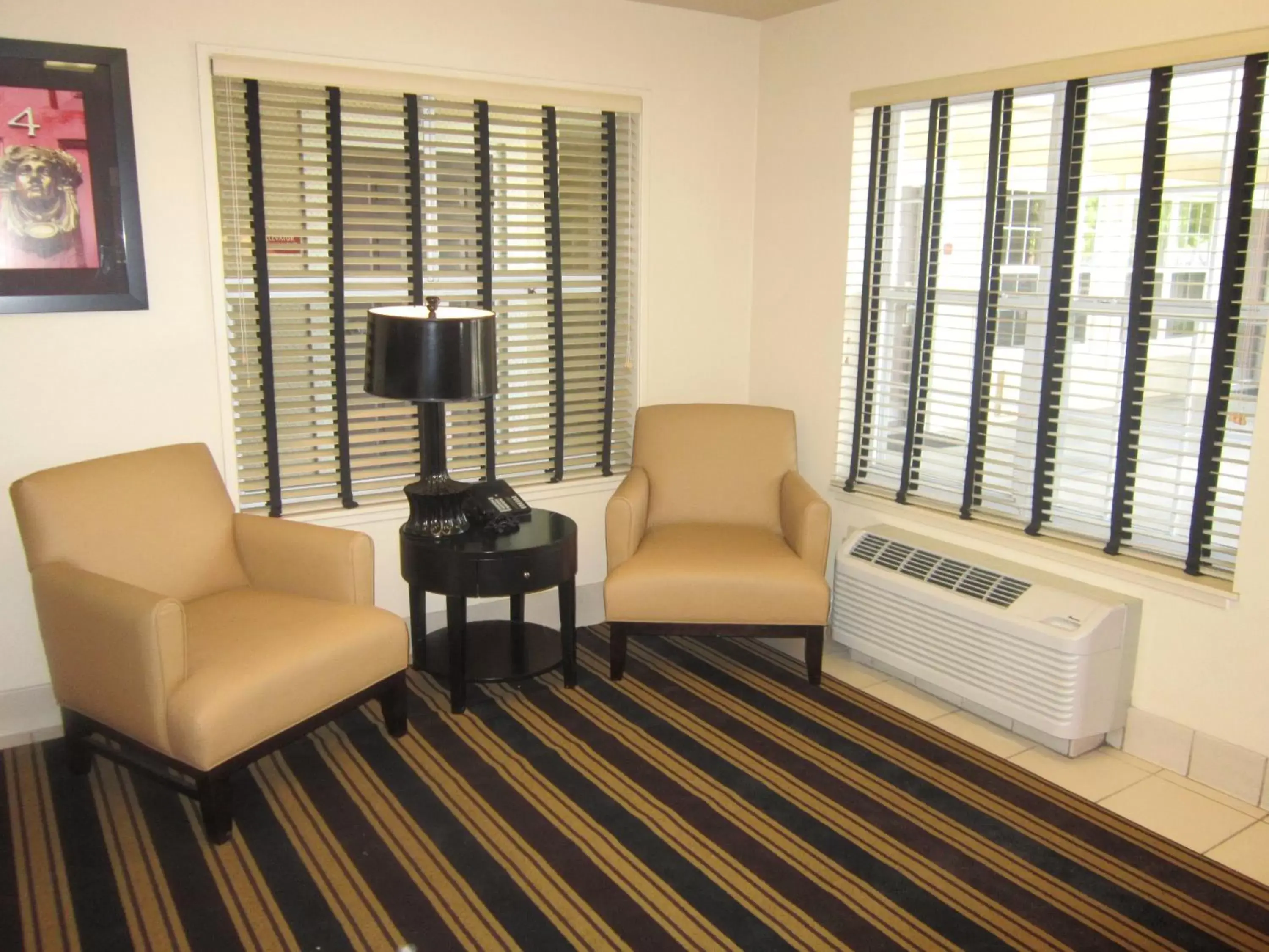 Lobby or reception, Seating Area in Extended Stay America Suites - Sacramento - White Rock Rd