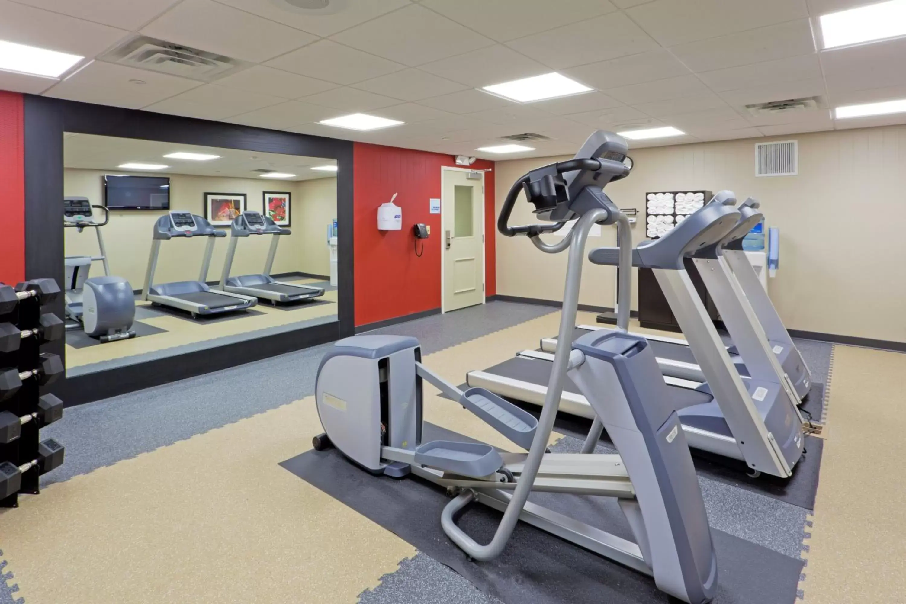 Fitness centre/facilities, Fitness Center/Facilities in Holiday Inn Express - Neptune, an IHG Hotel