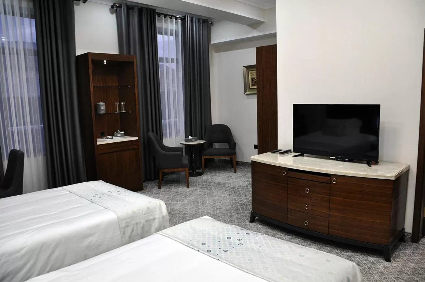 Bed in Parliament Palace Hotel