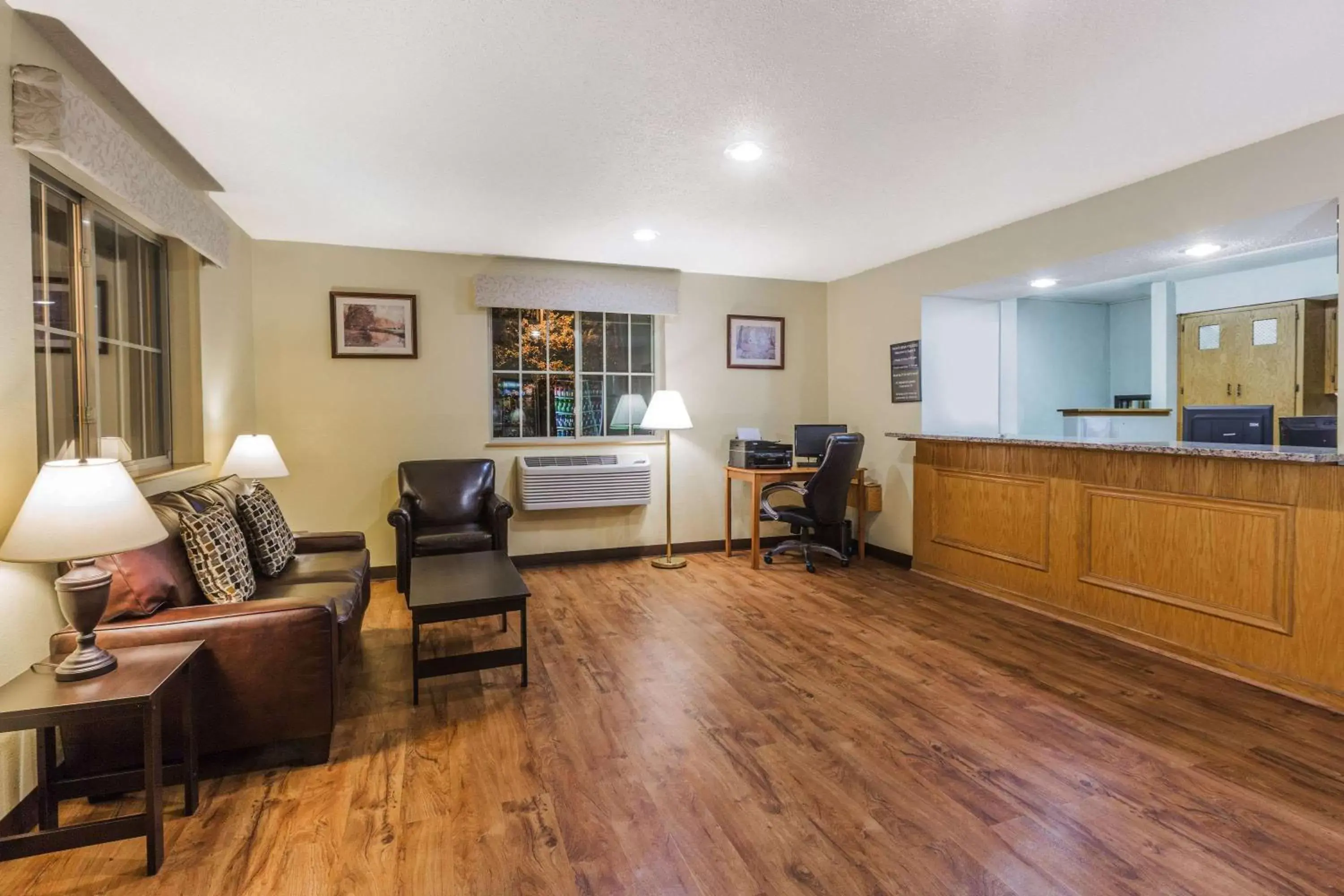 Lobby or reception, Lobby/Reception in Super 8 by Wyndham Stroudsburg