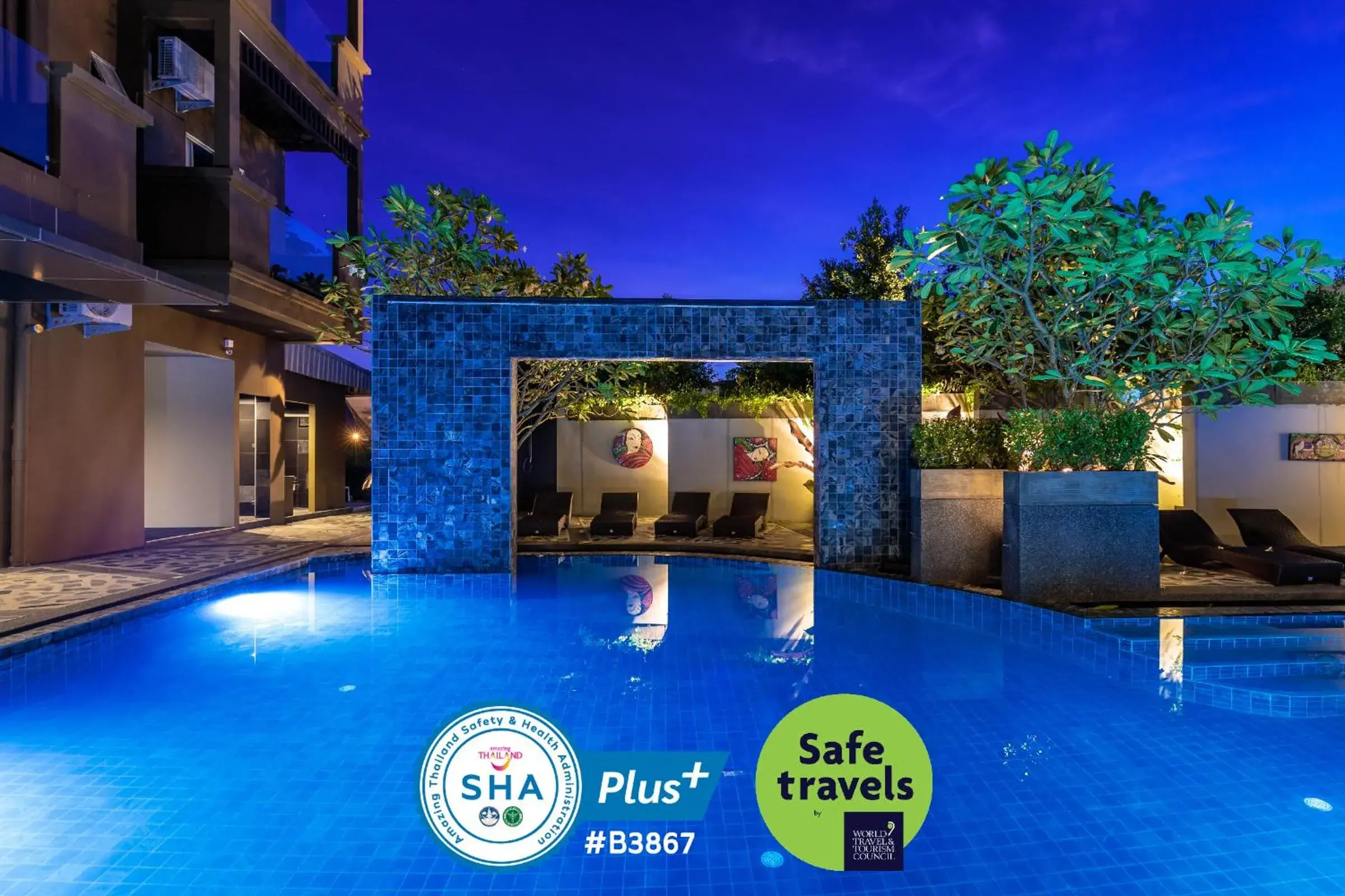 Swimming pool in Mazi Design Hotel by Kalima Swimming pool in Mazi Design Hotel by Kalima