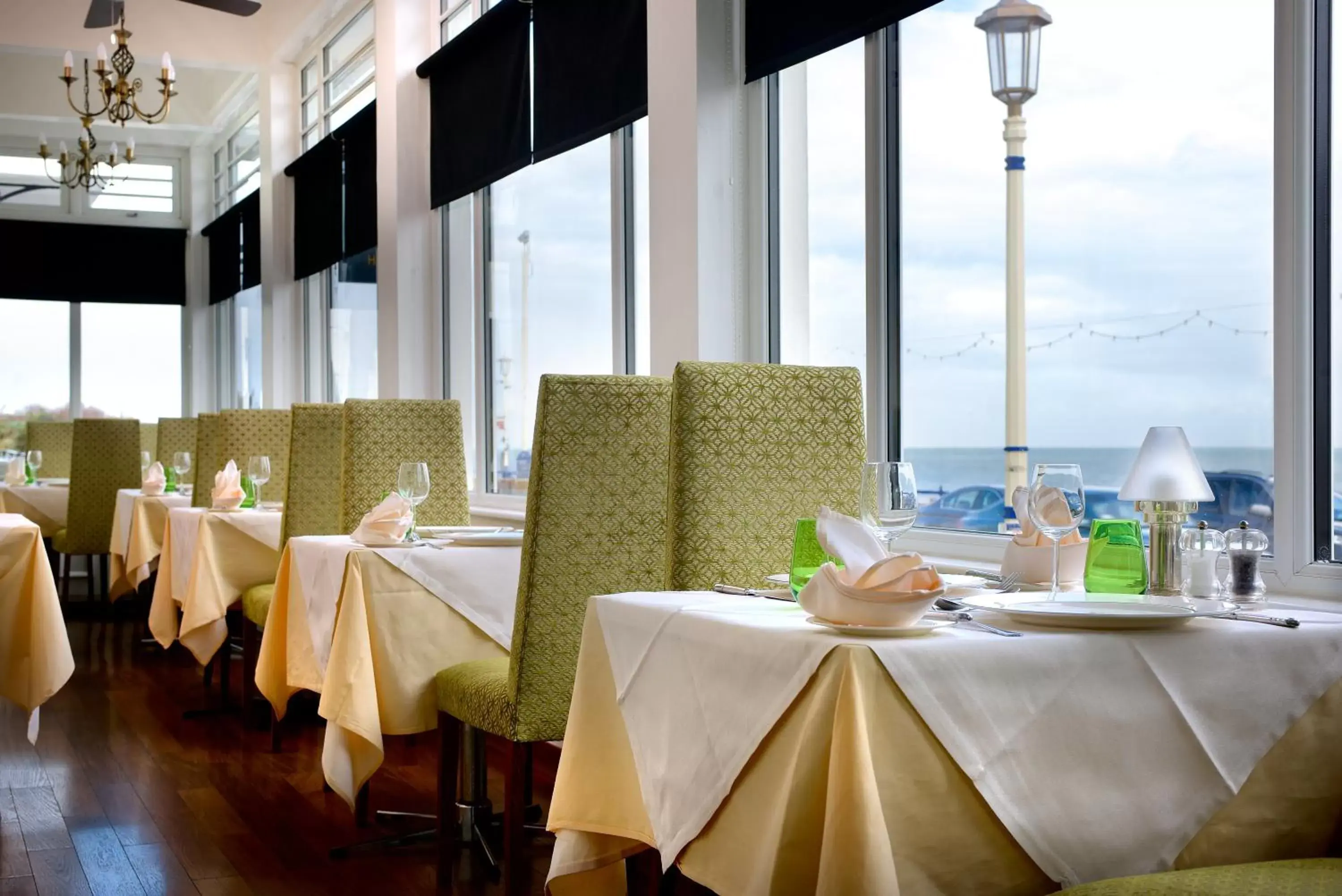 Restaurant/Places to Eat in Langham Hotel Eastbourne