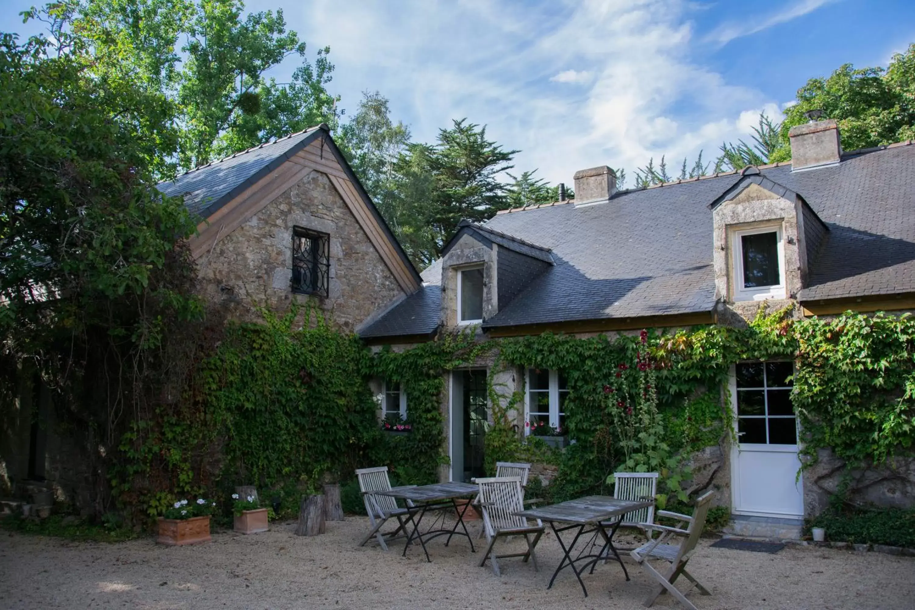Property Building in Manoir des Eperviers