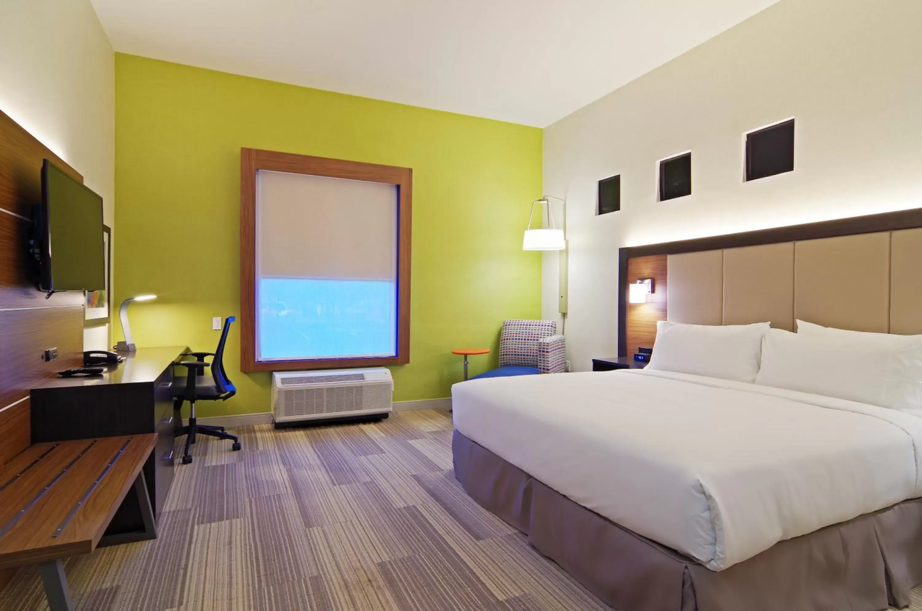 Photo of the whole room in Holiday Inn Express & Suites - Phoenix North - Scottsdale, an IHG Hotel