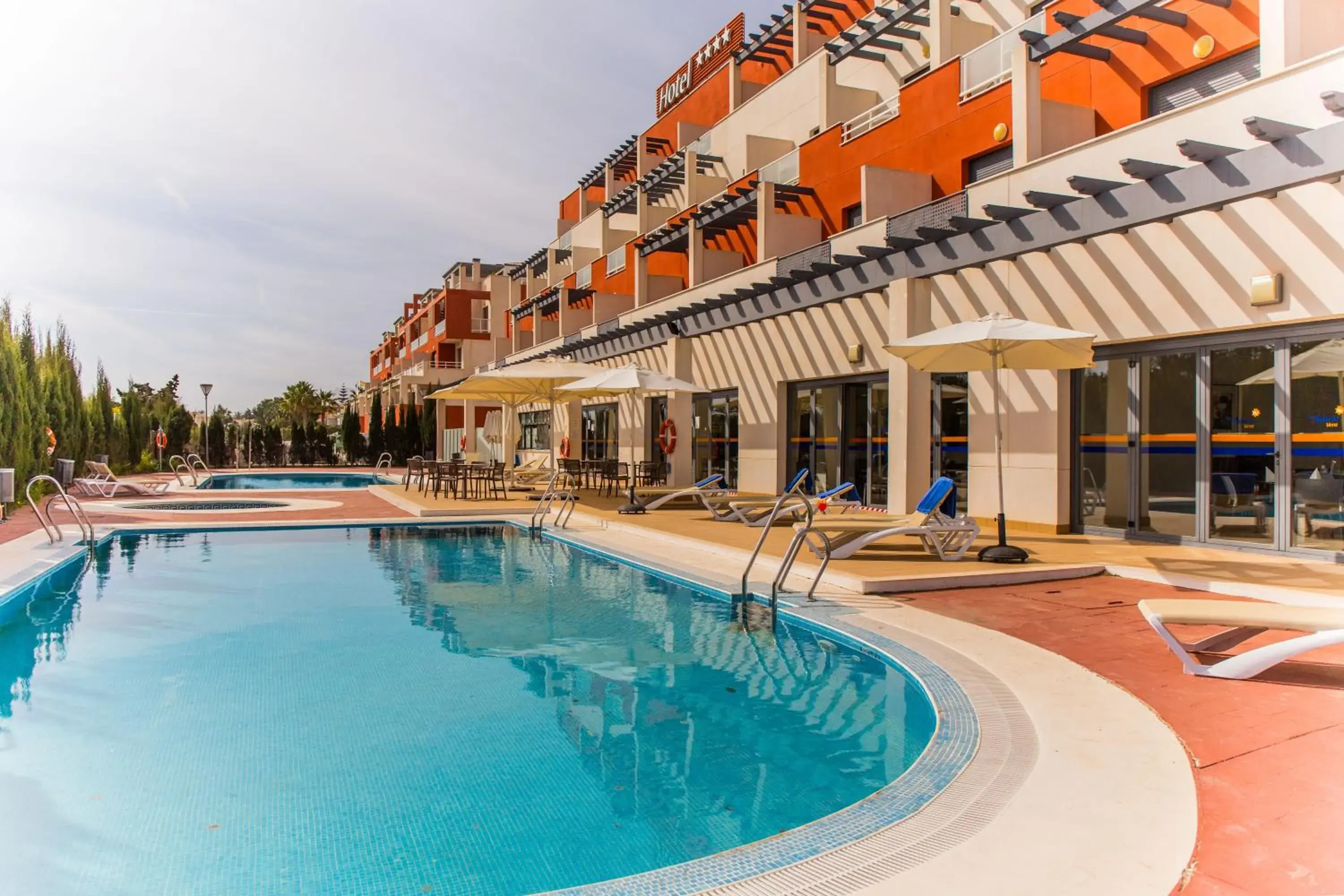 Swimming pool, Property Building in Hotel Adaria Vera