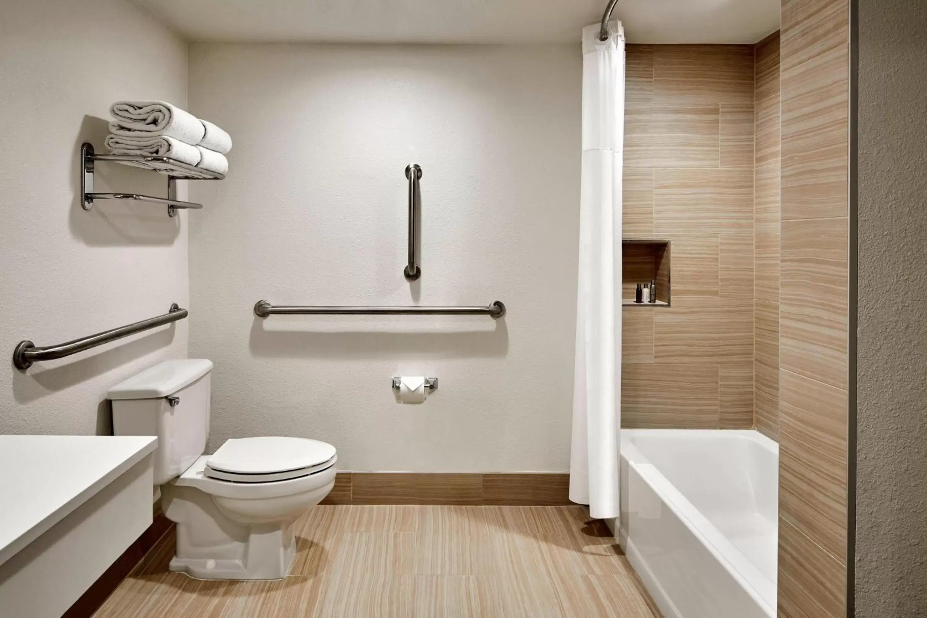 Bathroom in Phoenix Marriott Resort Tempe at The Buttes