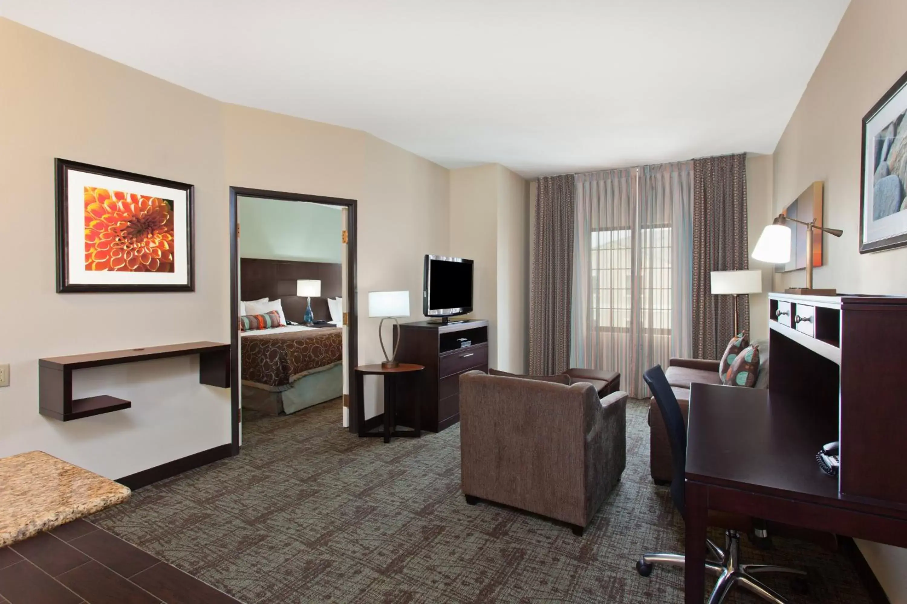 Photo of the whole room, Seating Area in Staybridge Suites Irvine East/Lake Forest, an IHG Hotel
