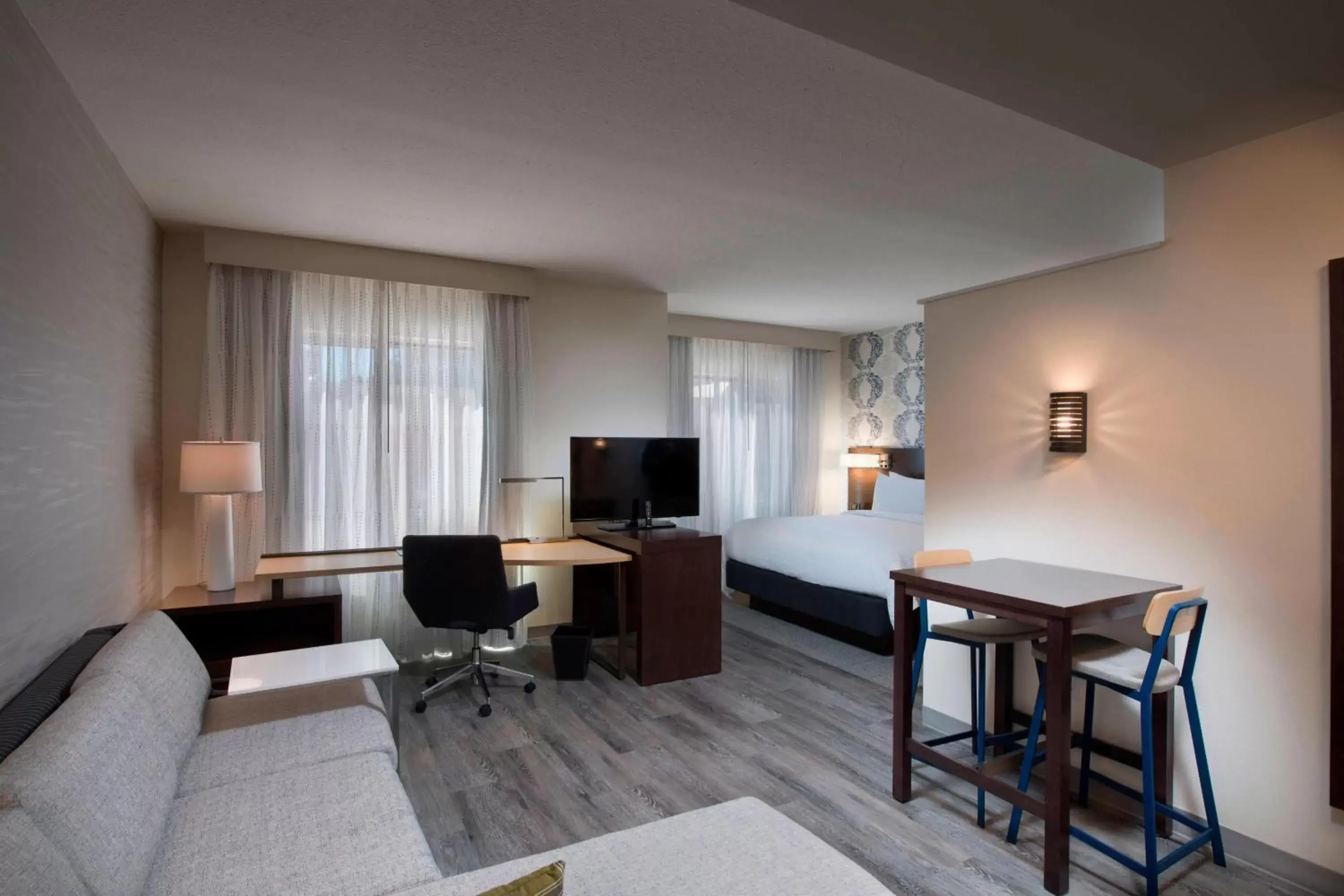 Living room, Seating Area in Residence Inn Atlanta Perimeter Center Dunwoody