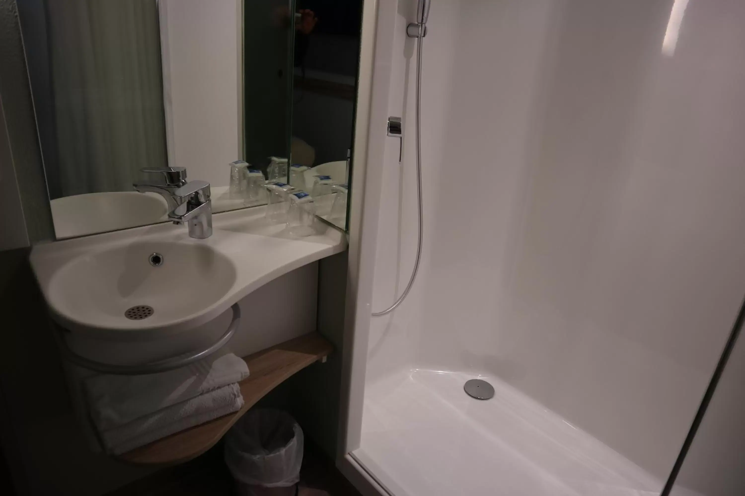 Bathroom in ibis Budget Le Treport Mers Les Bains