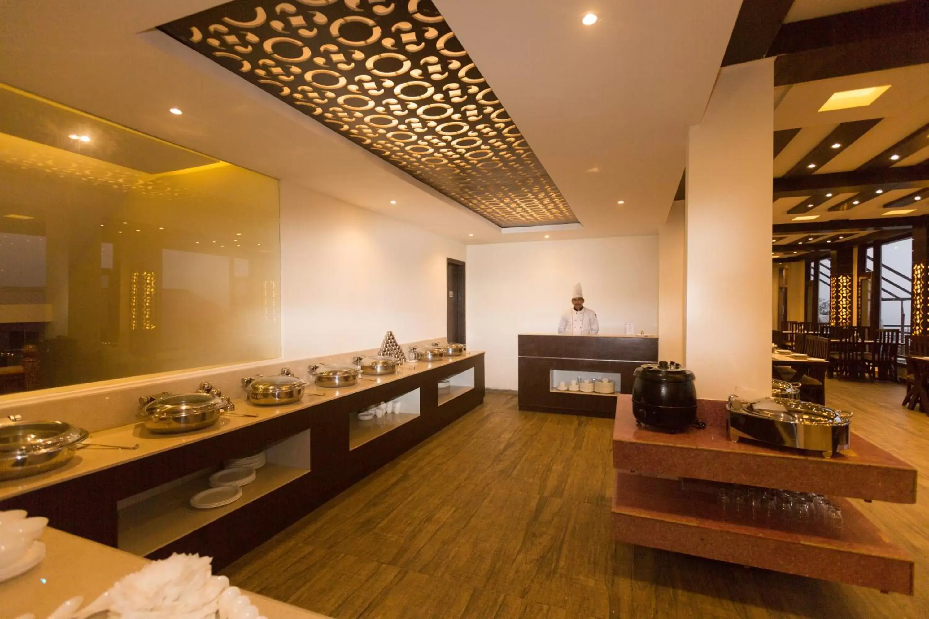 Lounge or bar in Snow Valley Resorts Shimla