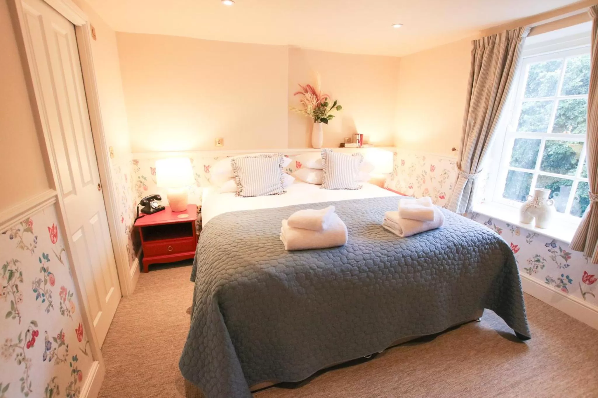 Bed in Fleur de Lys Bampton