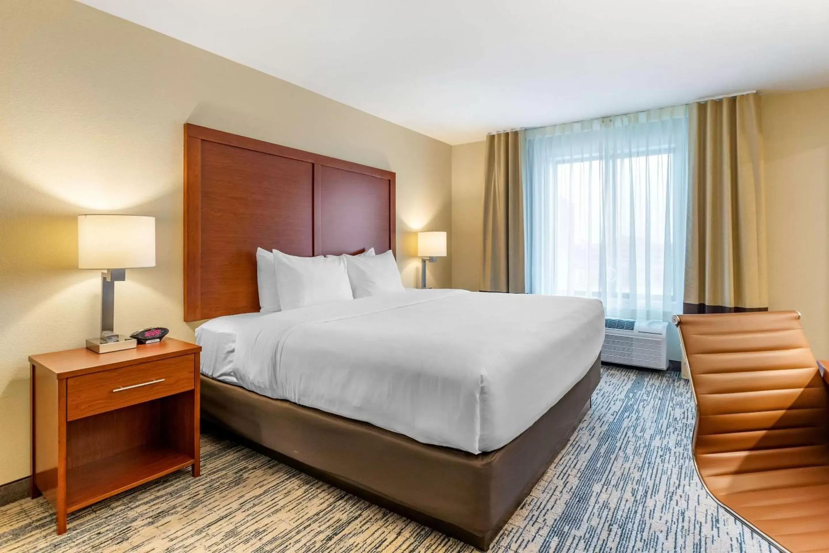 Photo of the whole room, Bed in Comfort Inn & Suites West Des Moines Photo of the whole room, Bed in Comfort Inn & Suites West Des Moines